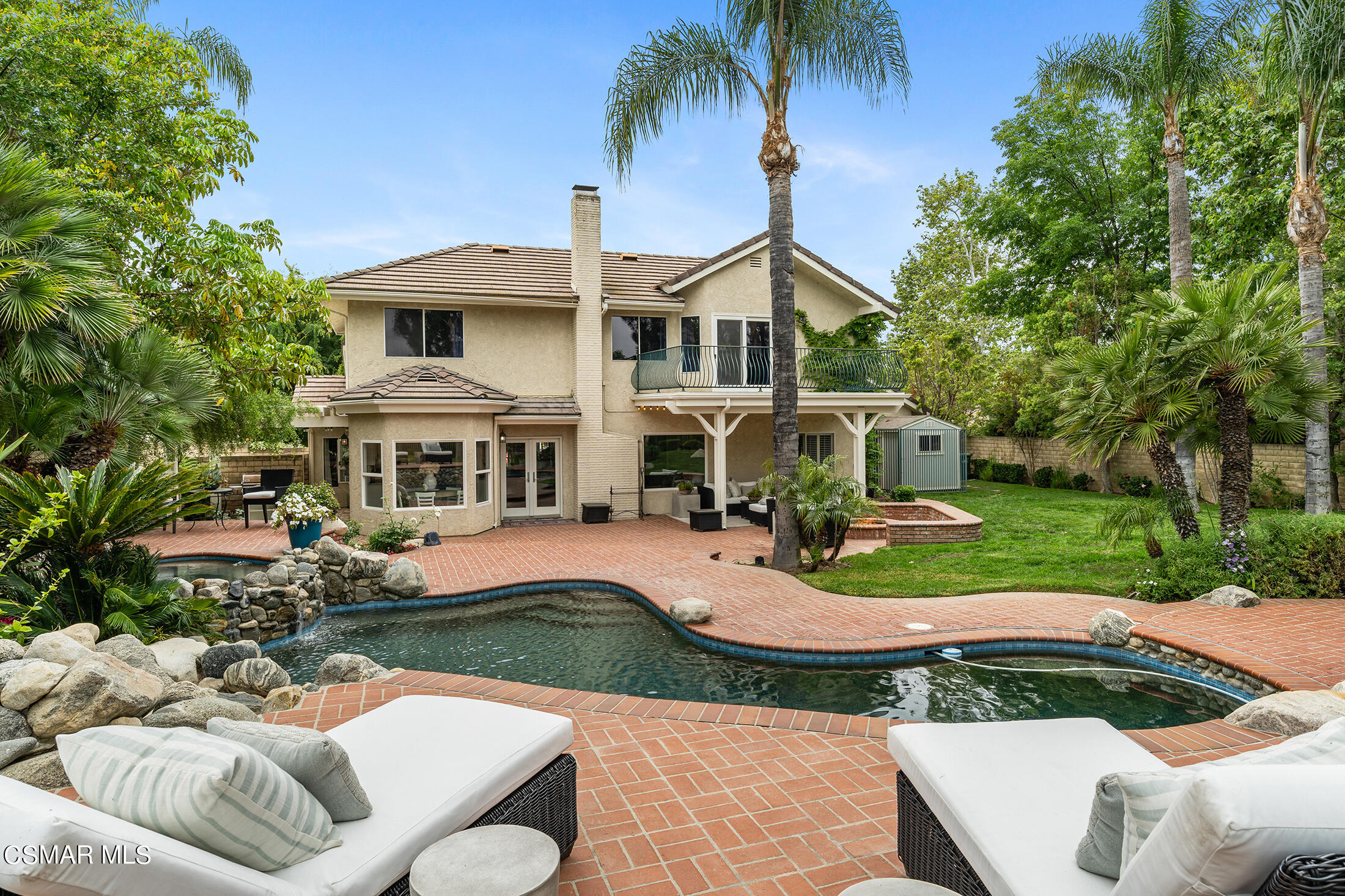 725 Bluegrass Street