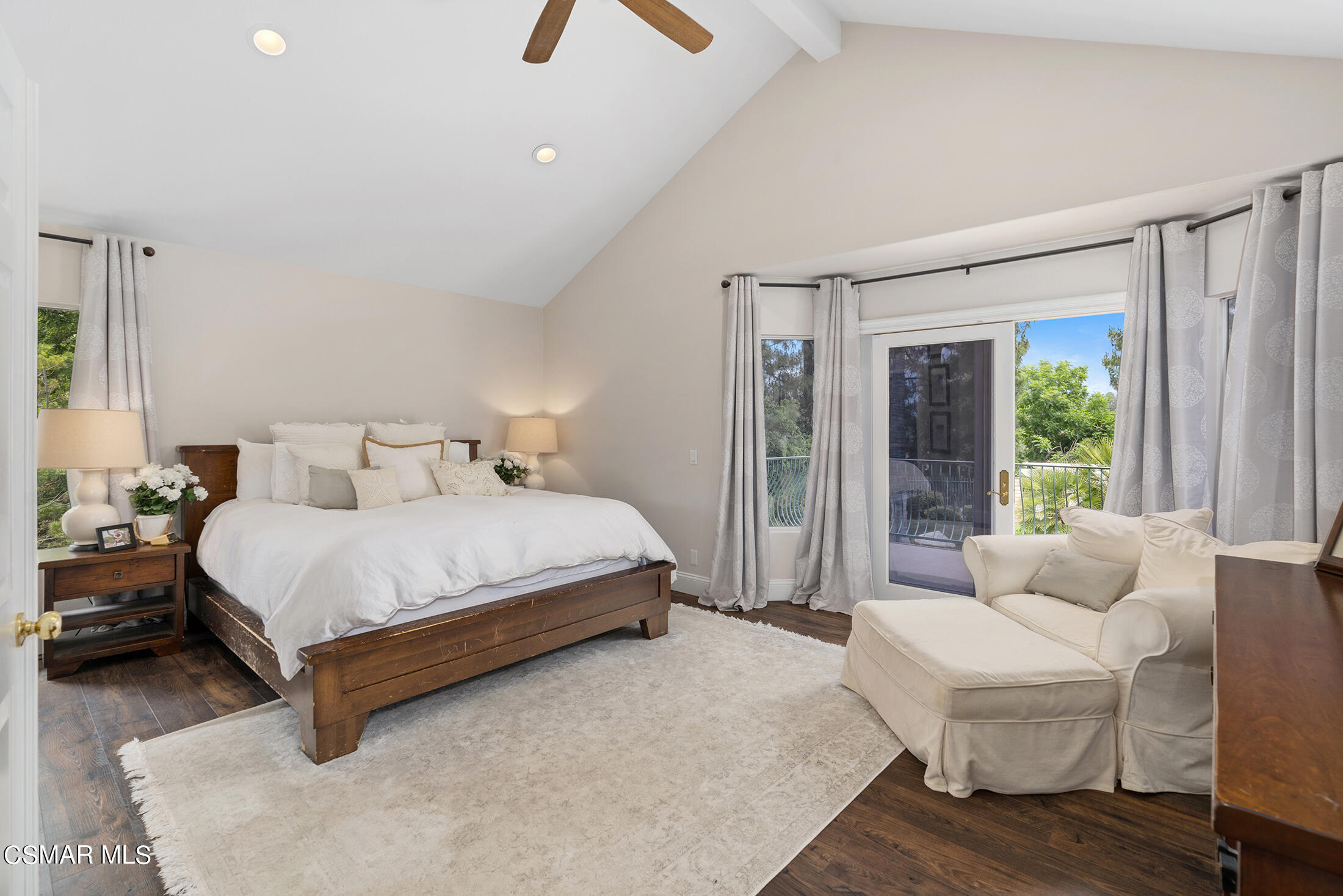 725 Bluegrass Street