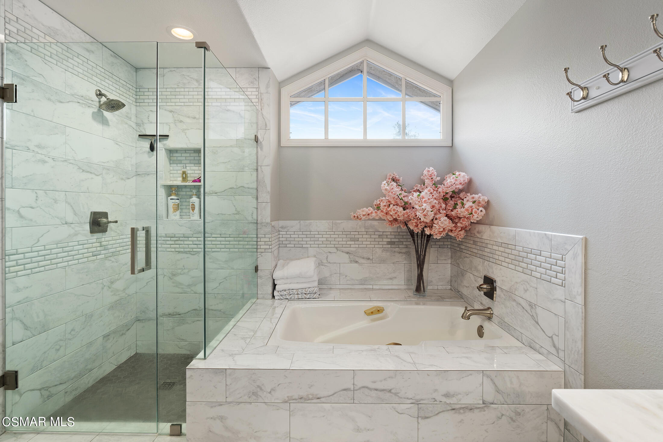 725 Bluegrass Street