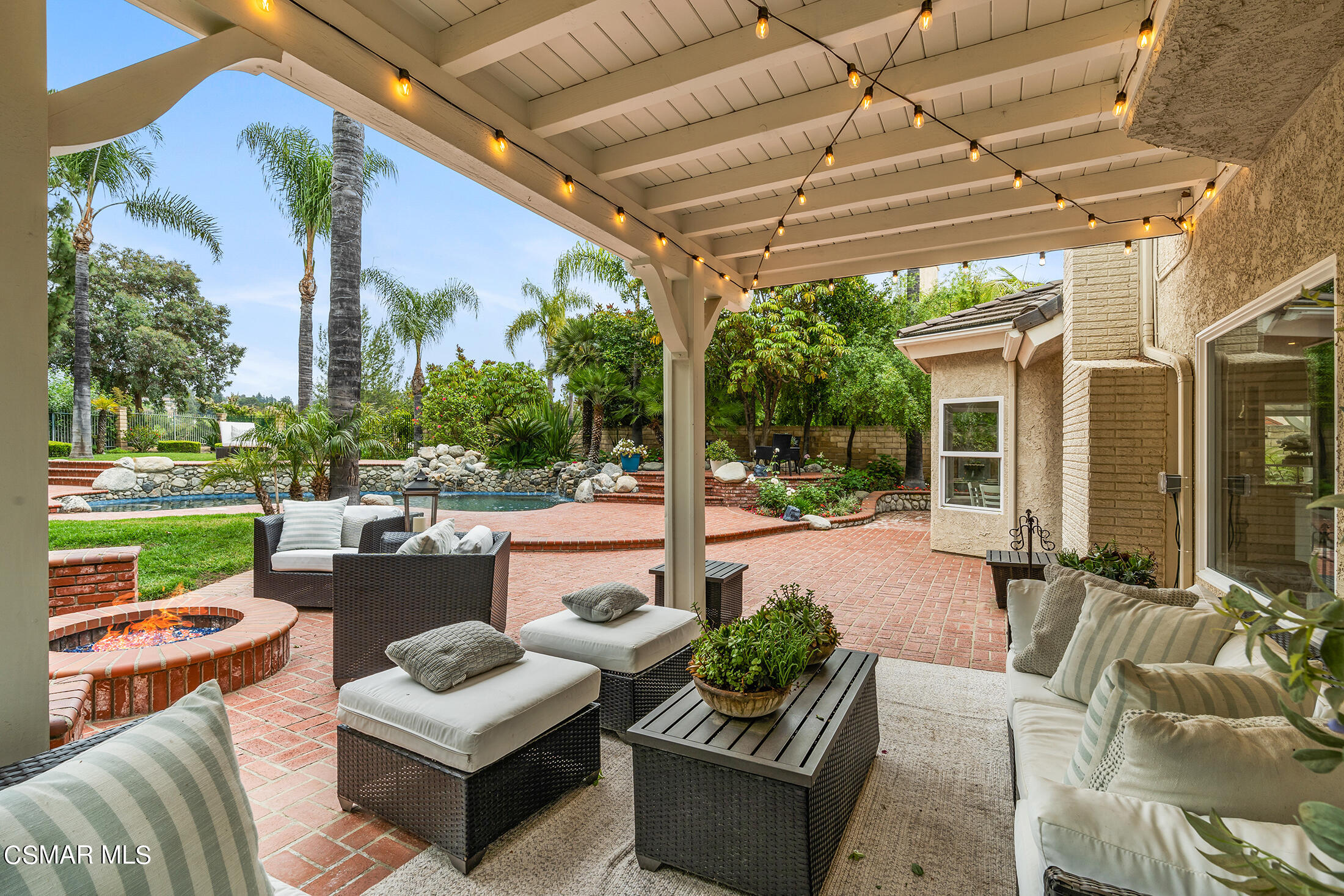 725 Bluegrass Street