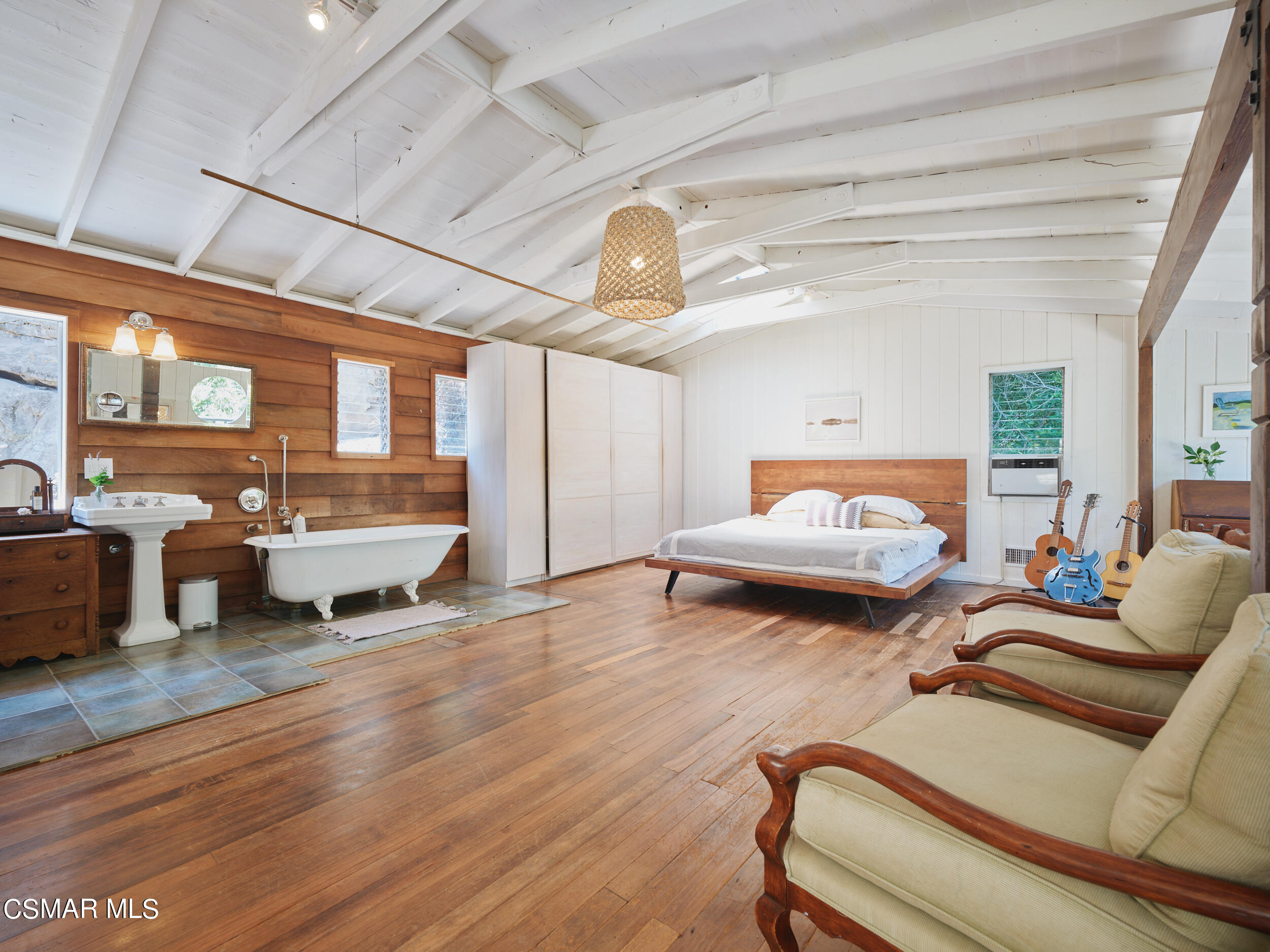 19833 Observation Drive