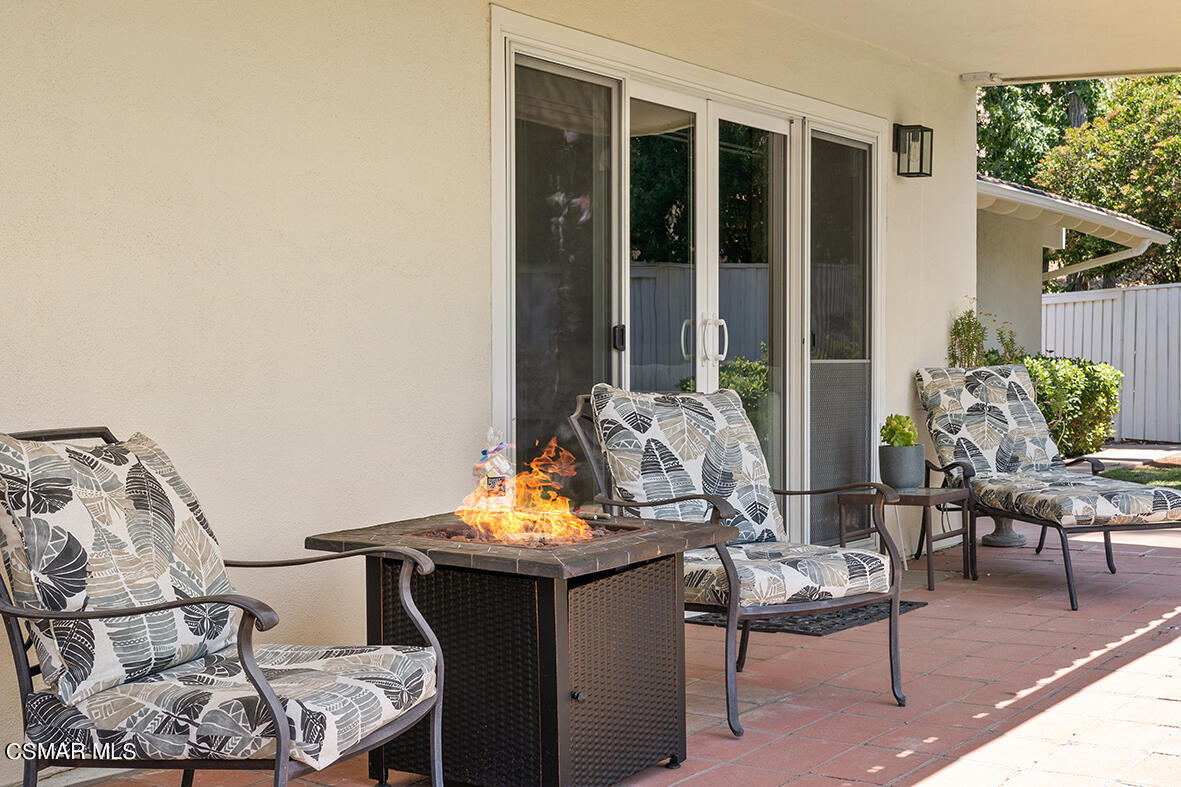 1243 Bucksmoore Court