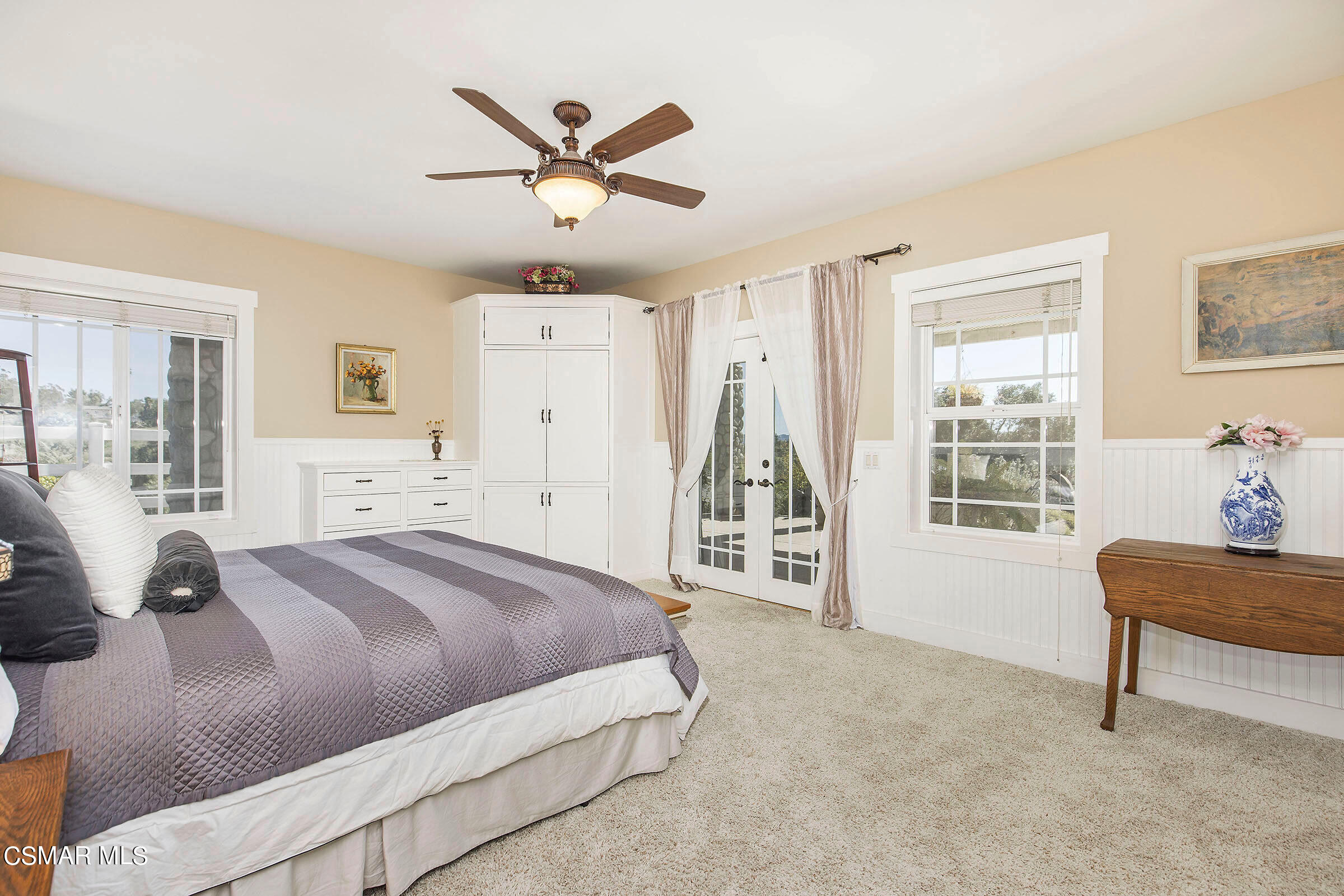 8451 Roseland Avenue