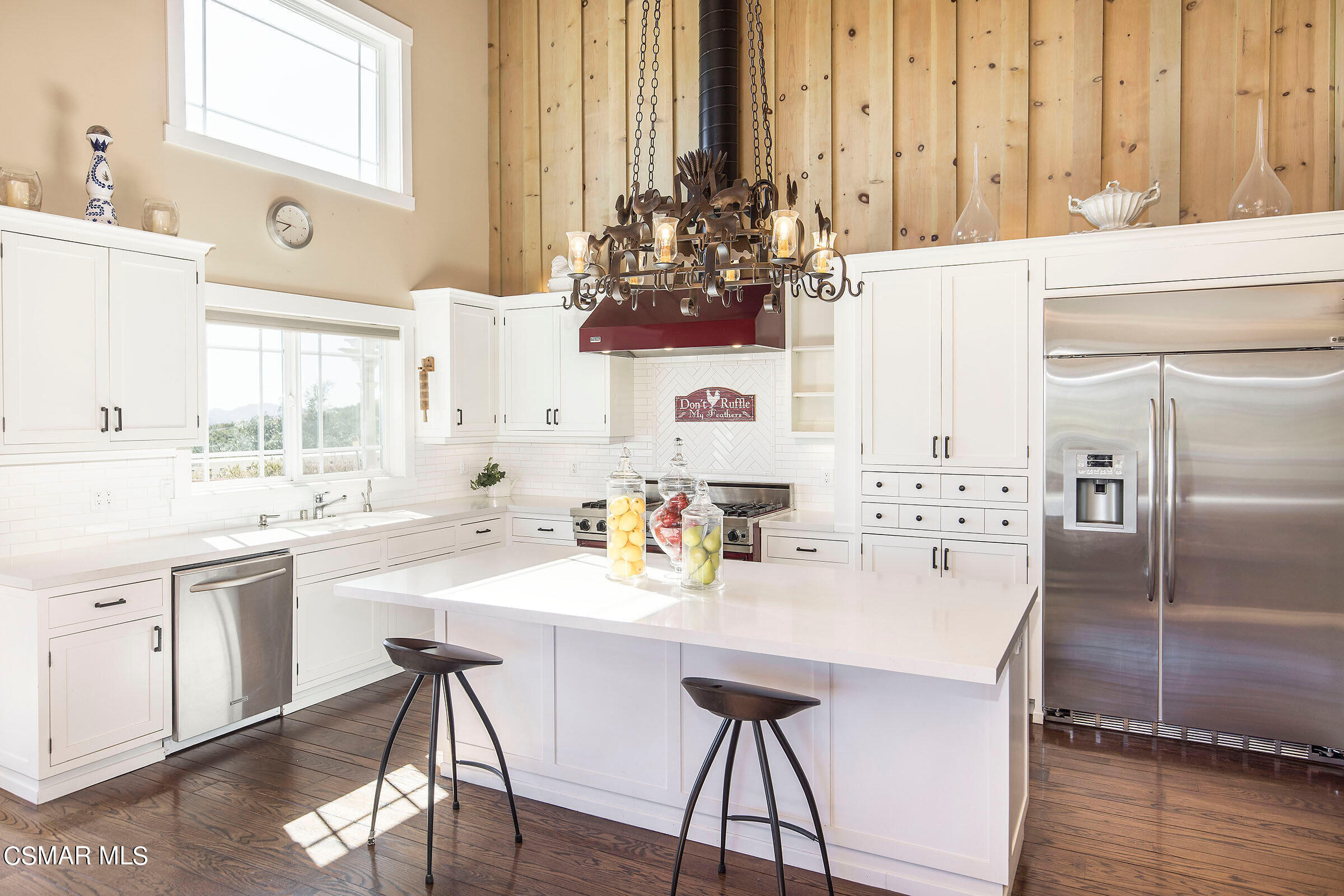 8451 Roseland Avenue