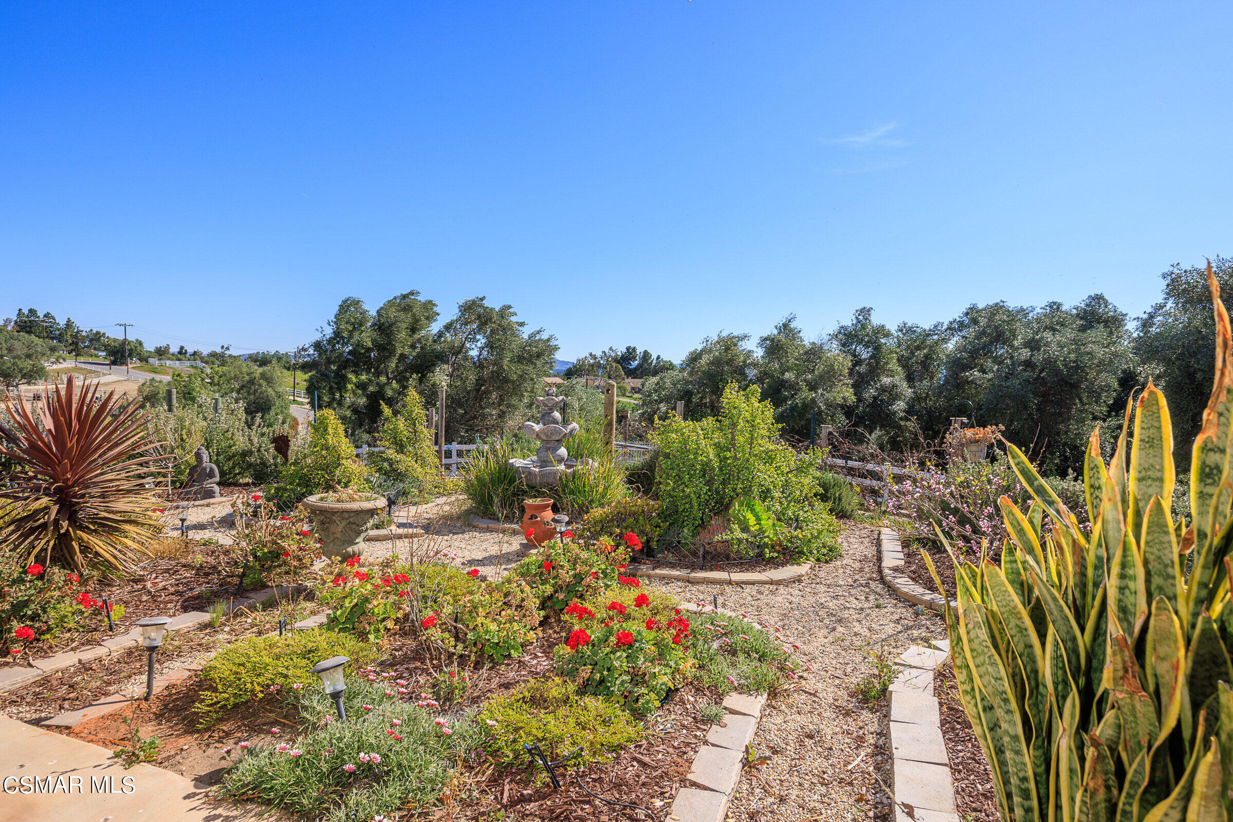 8451 Roseland Avenue