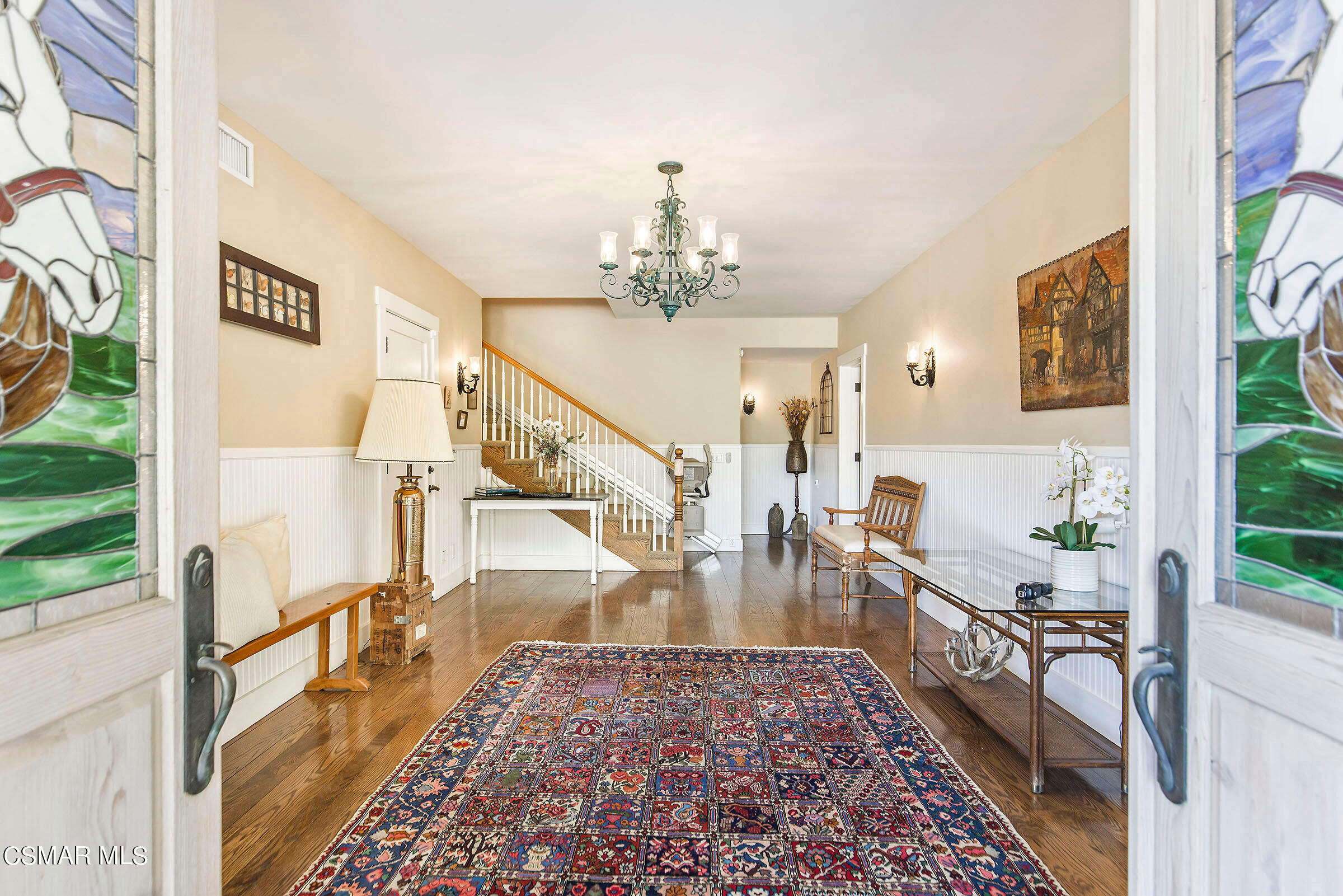 8451 Roseland Avenue