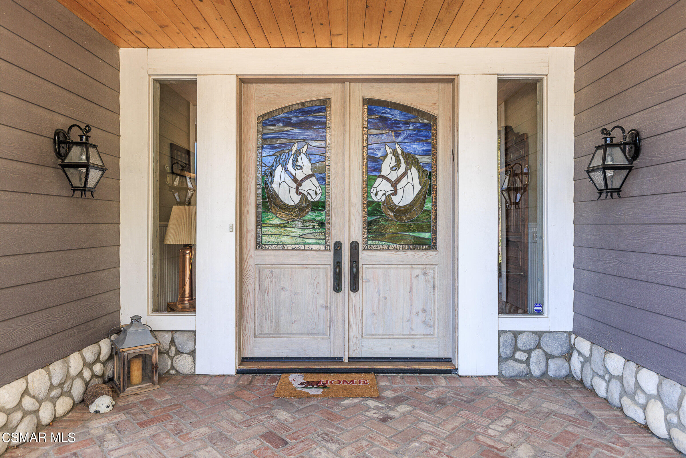 8451 Roseland Avenue