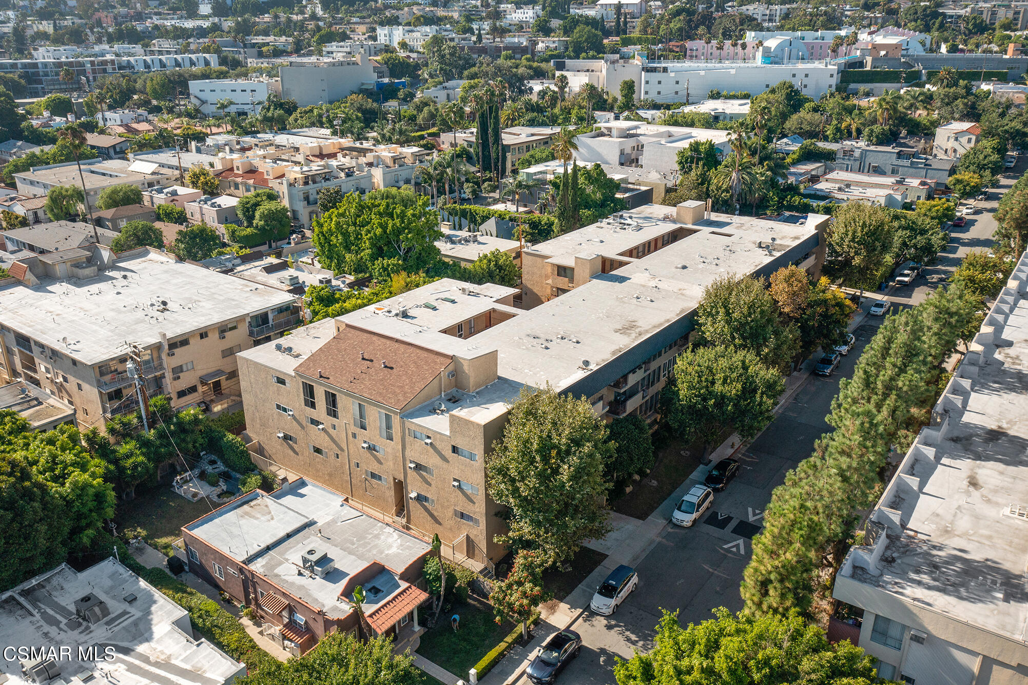 837 N West Knoll Drive, 117