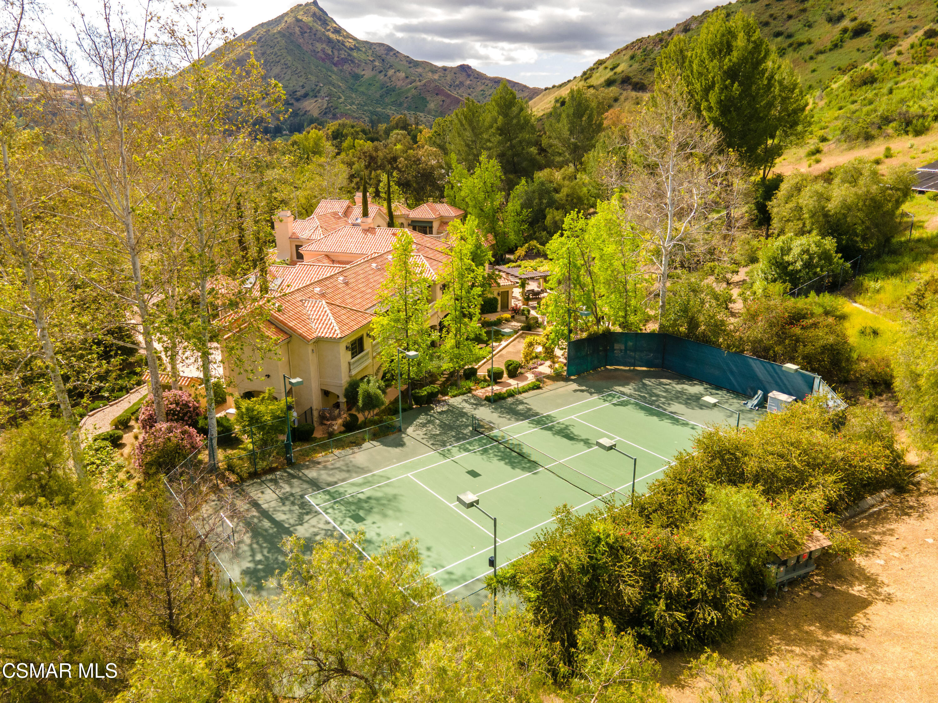 28685 Wagon Road
