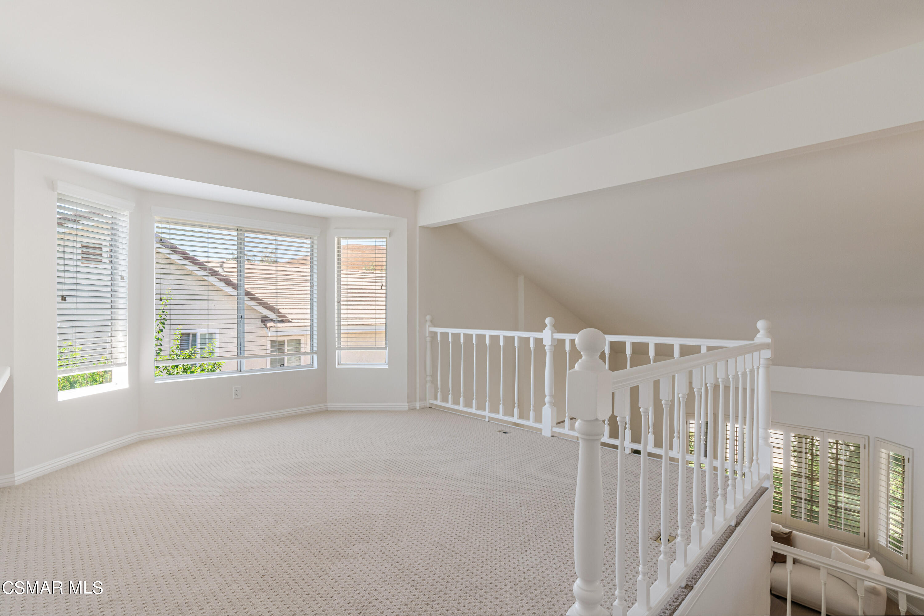 29950 Rolling Ridge Drive