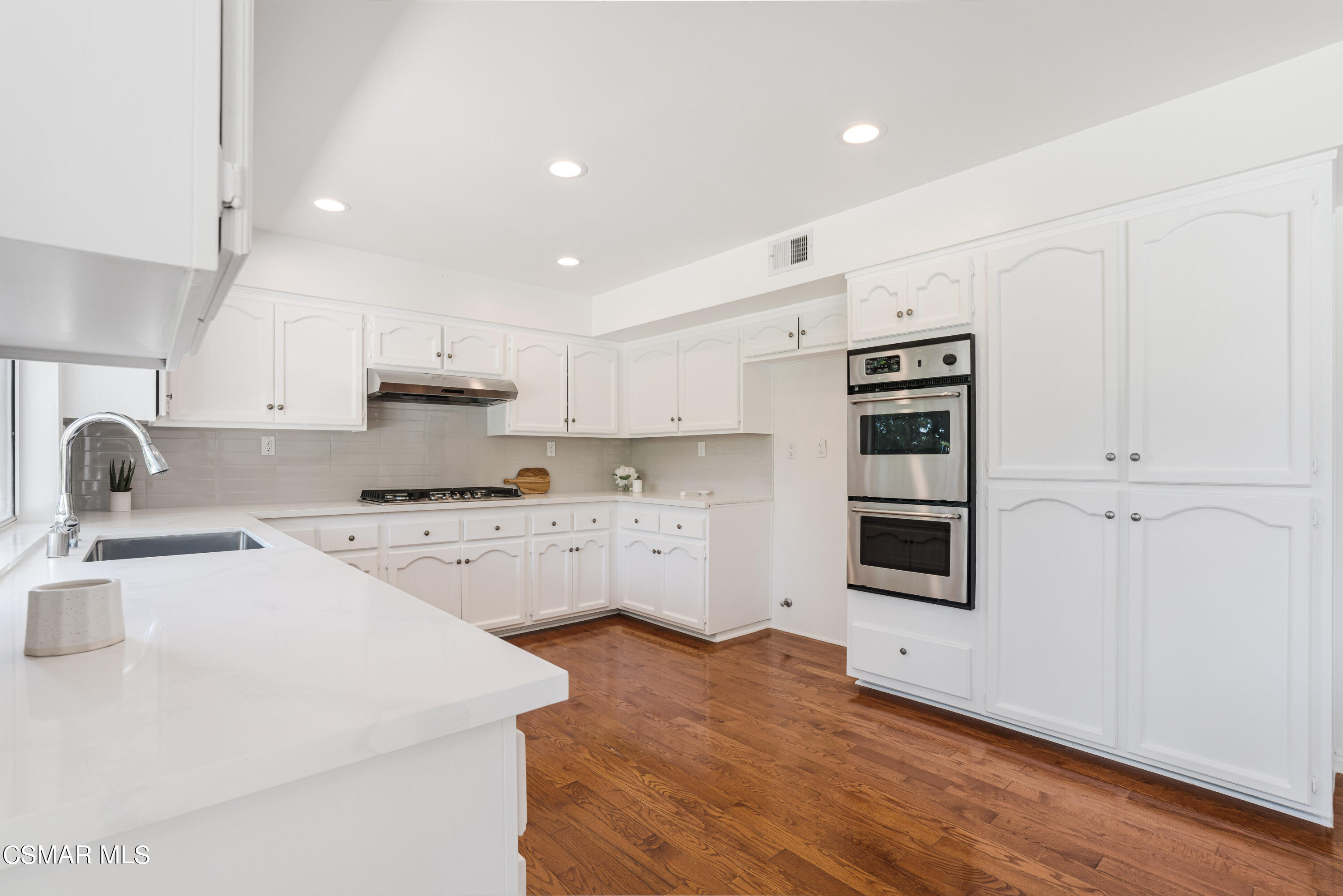 29950 Rolling Ridge Drive