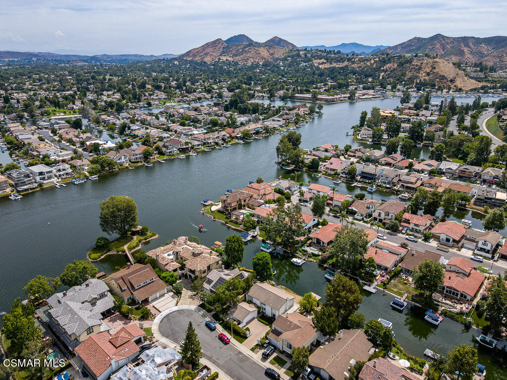 3834 Mainsail Circle