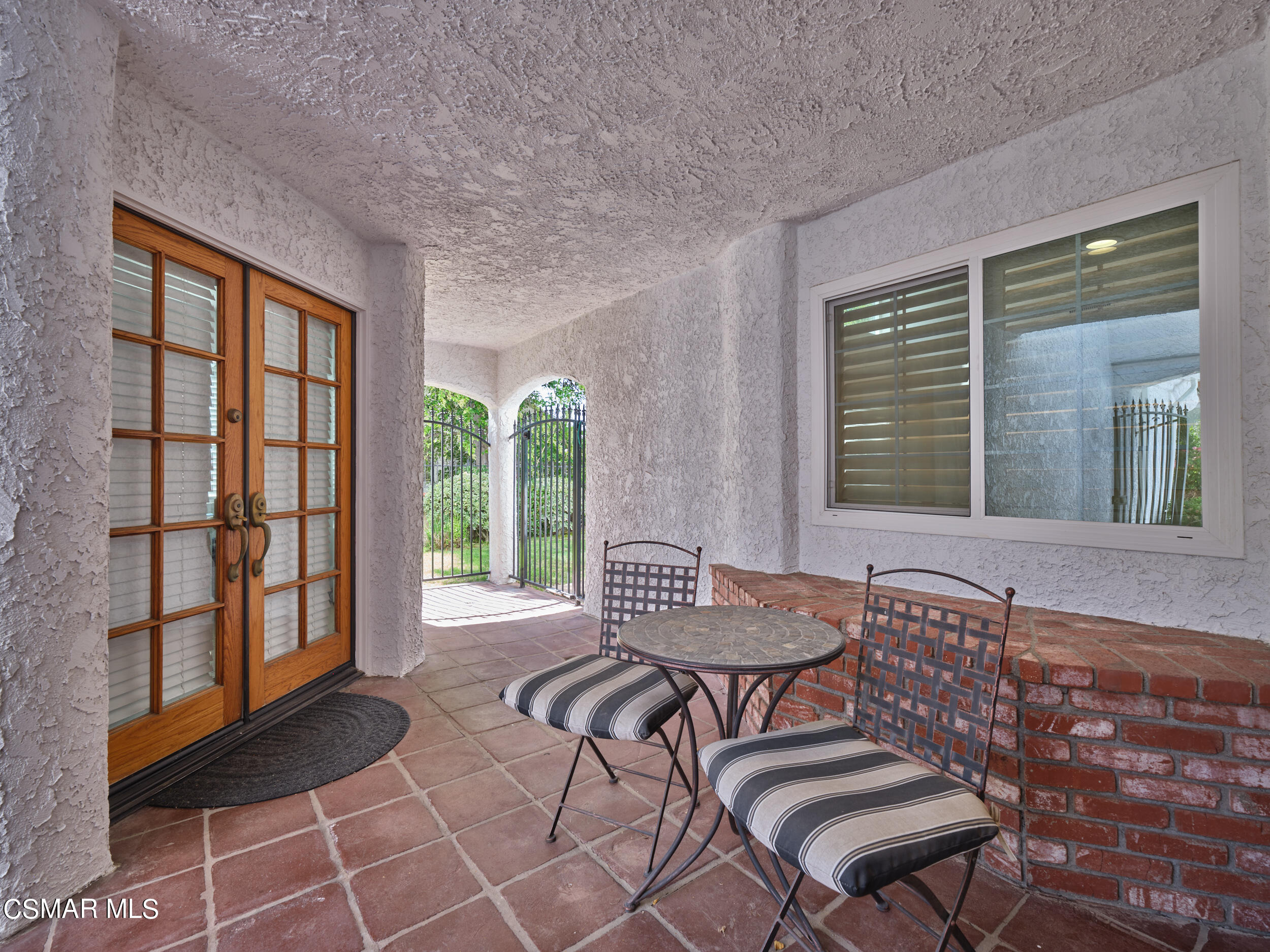 6067 Lake Lindero Drive