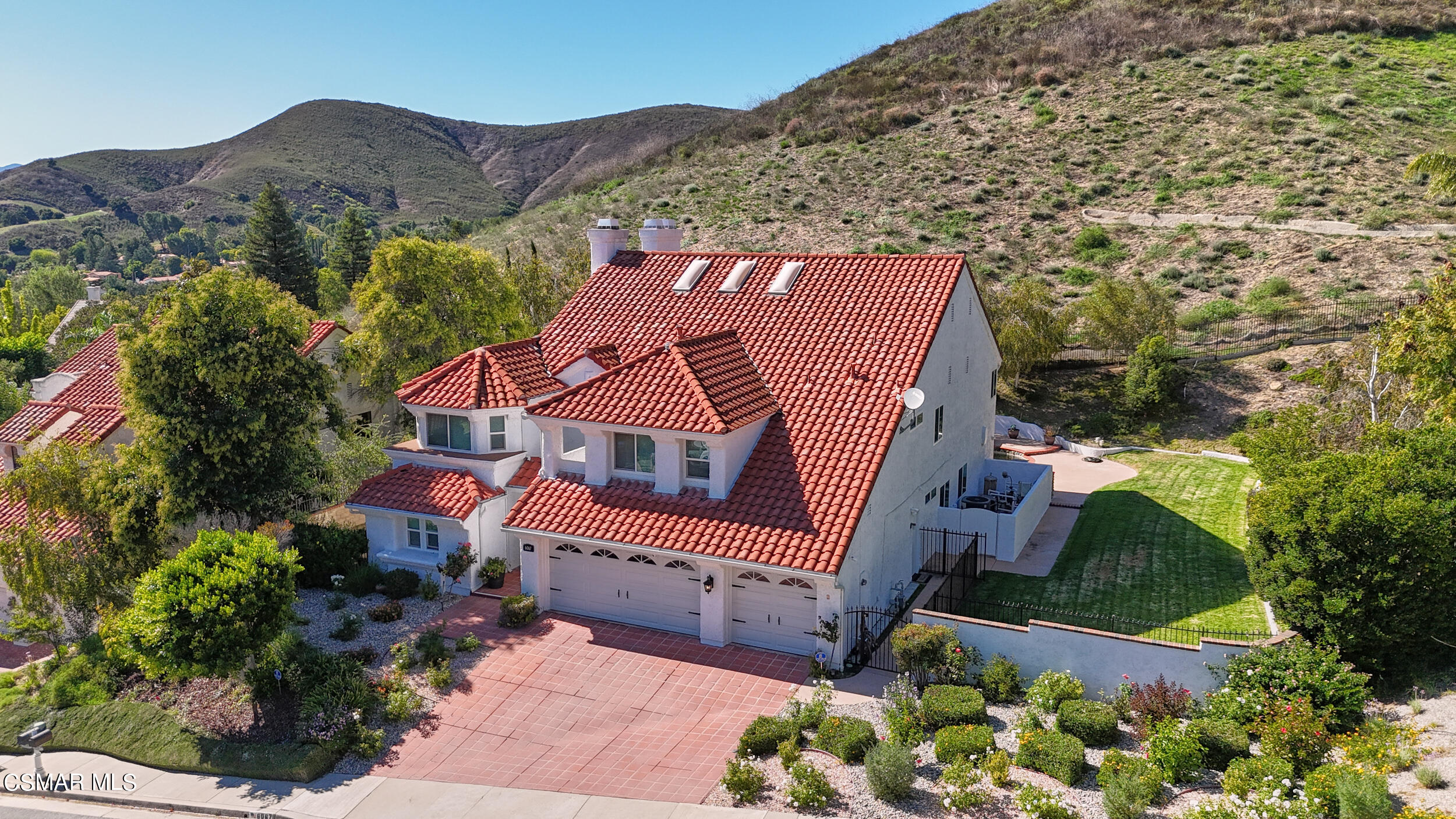 6067 Lake Lindero Drive