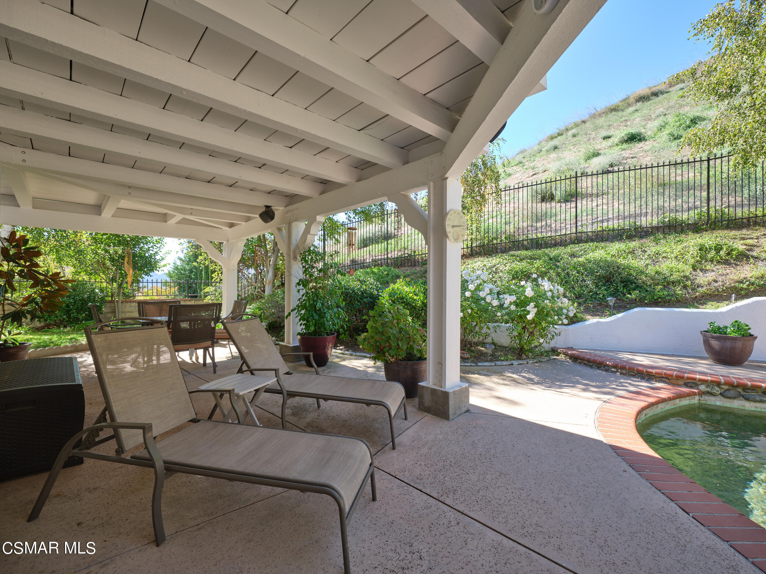 6067 Lake Lindero Drive