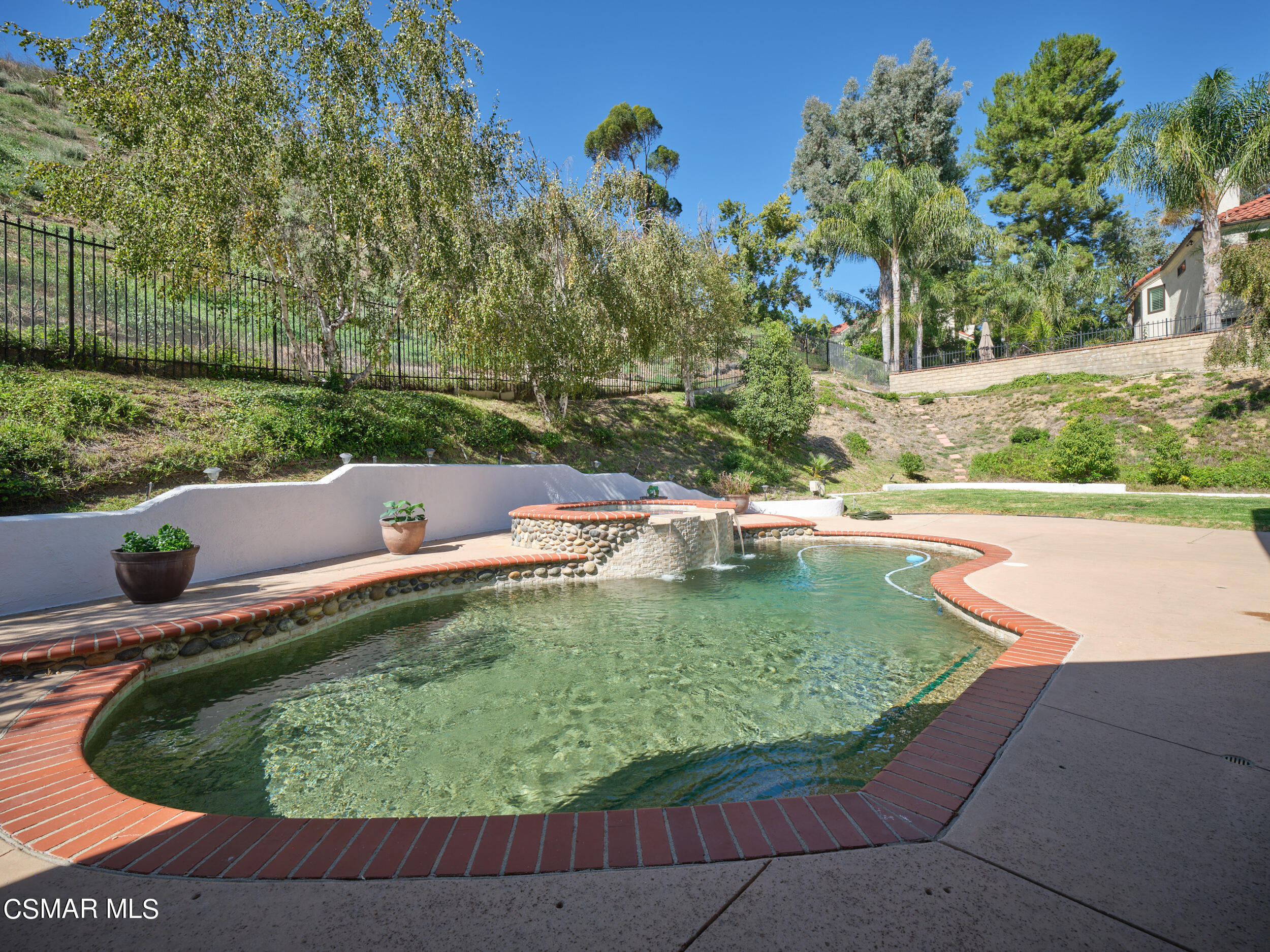 6067 Lake Lindero Drive