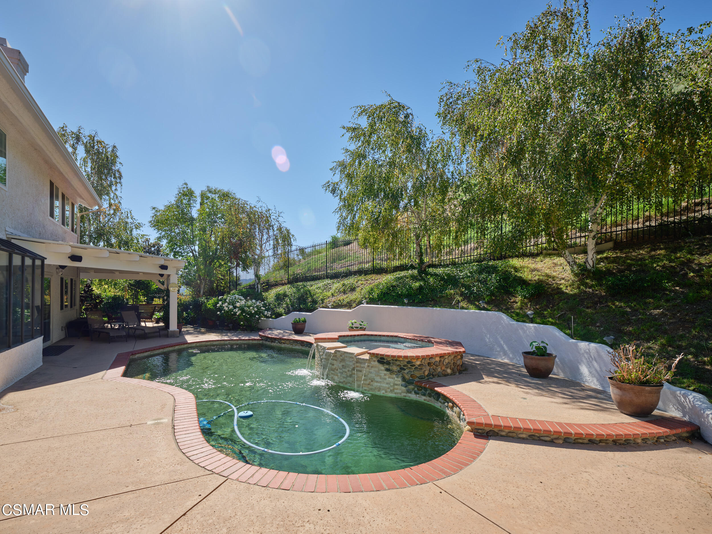 6067 Lake Lindero Drive