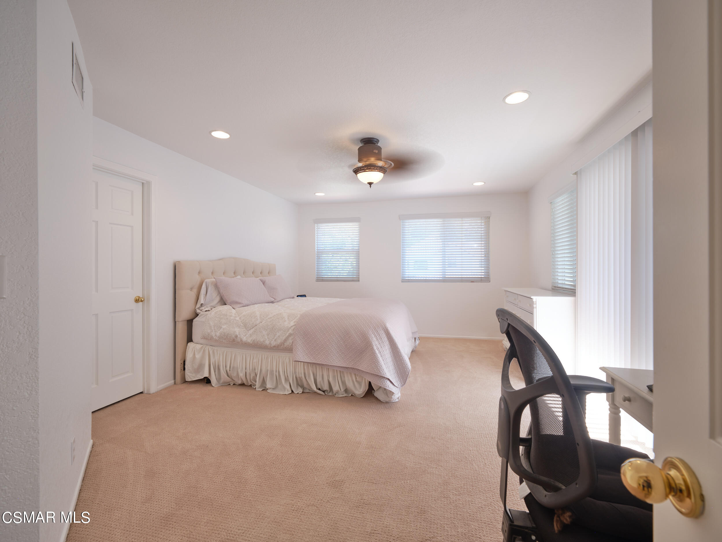 6067 Lake Lindero Drive