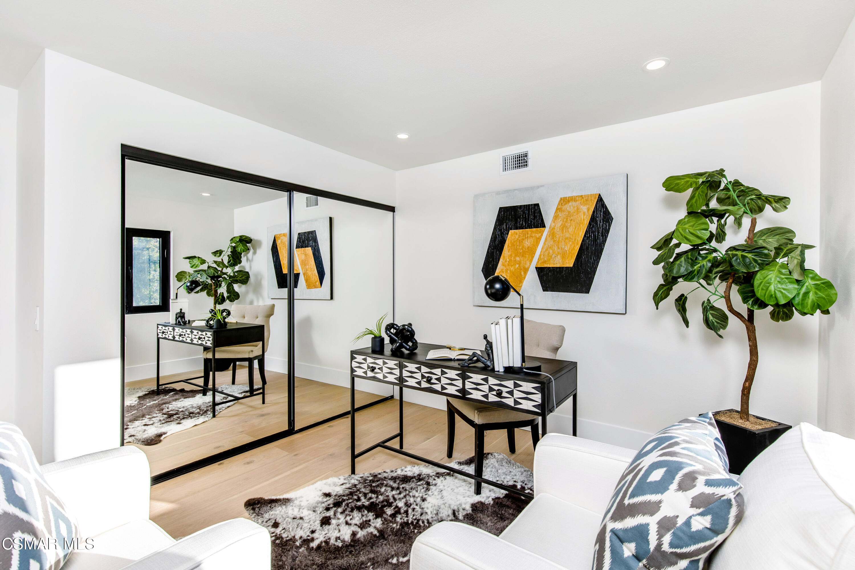 1513 Covington Avenue