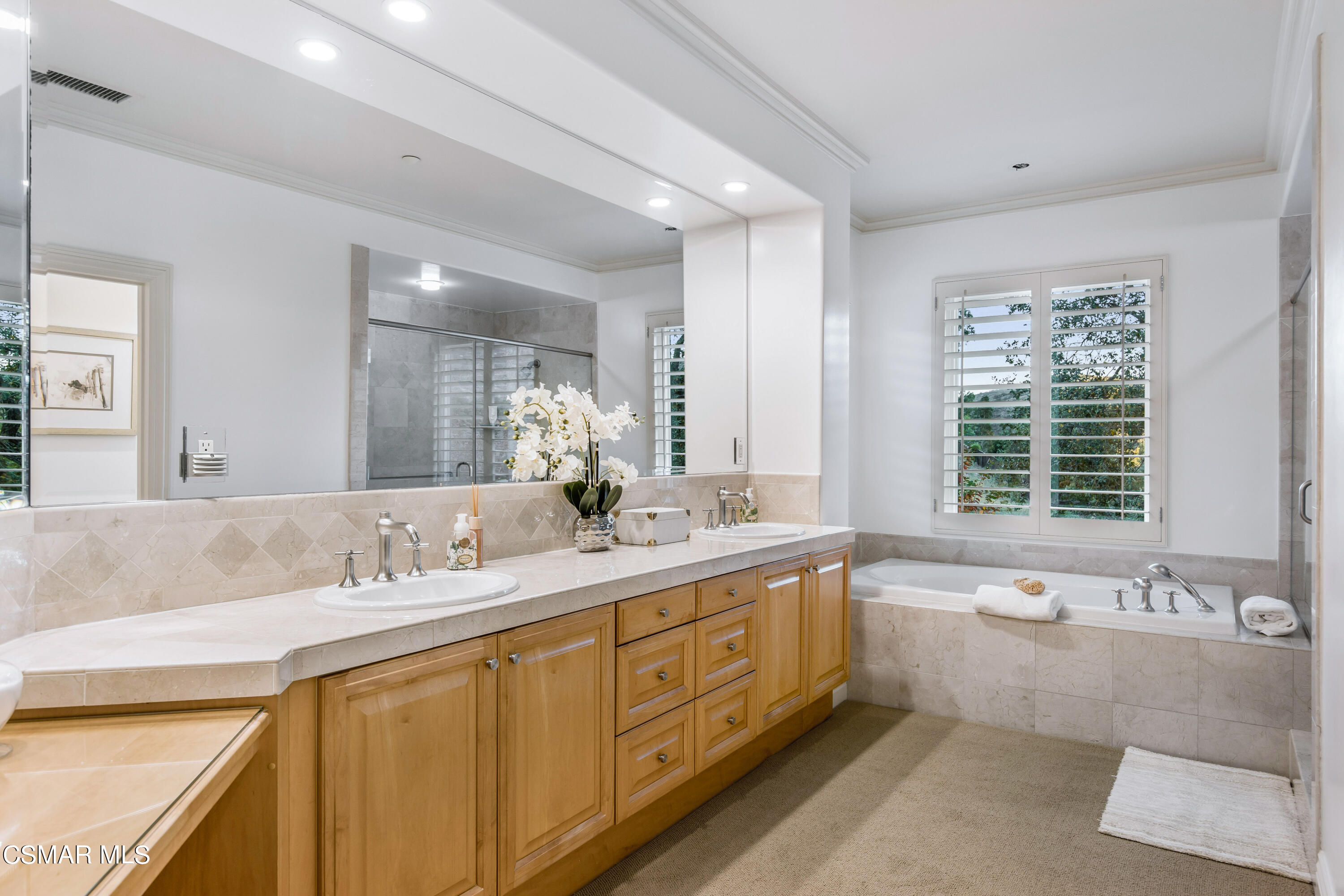 1467 Heather Oaks Lane