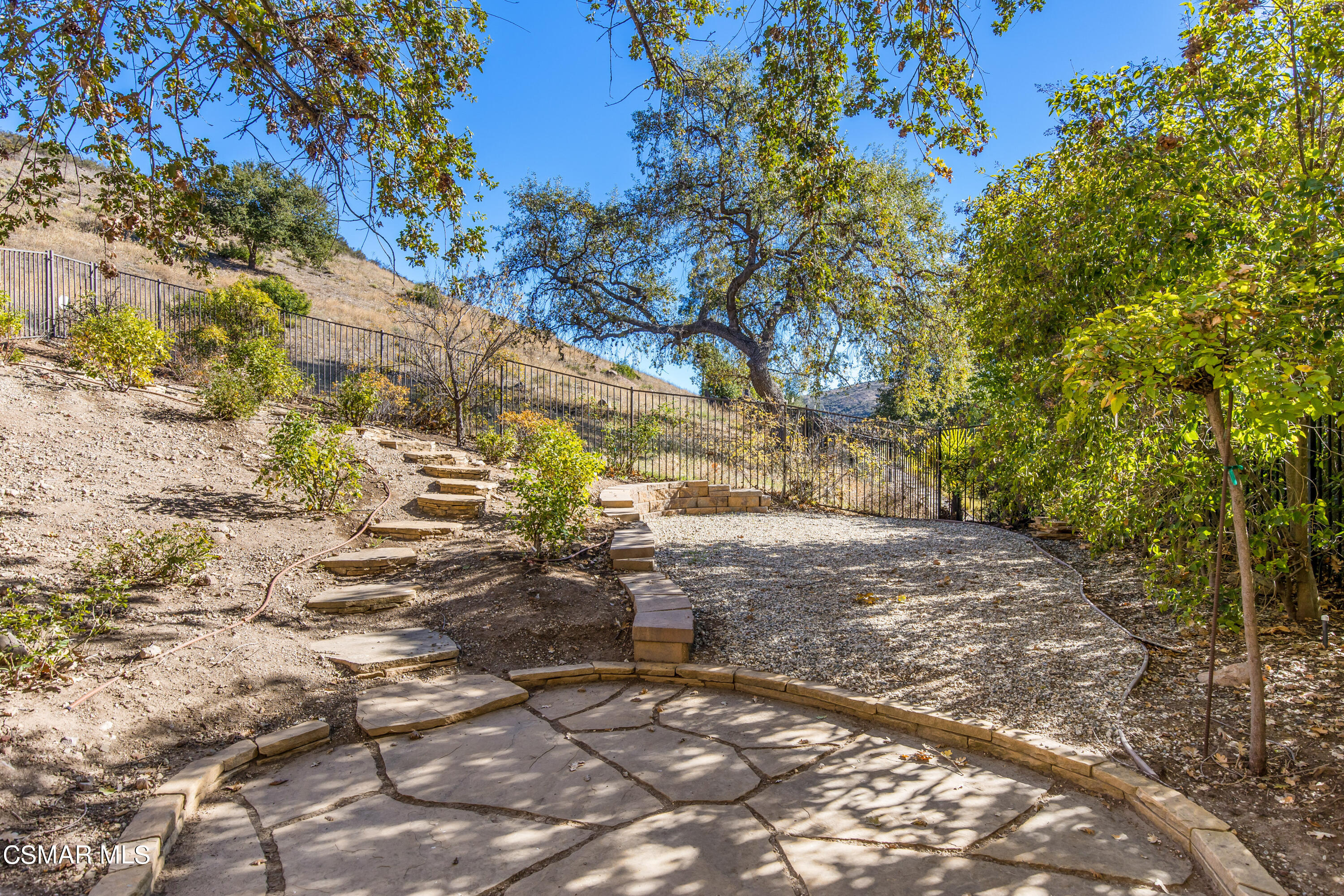 1467 Heather Oaks Lane