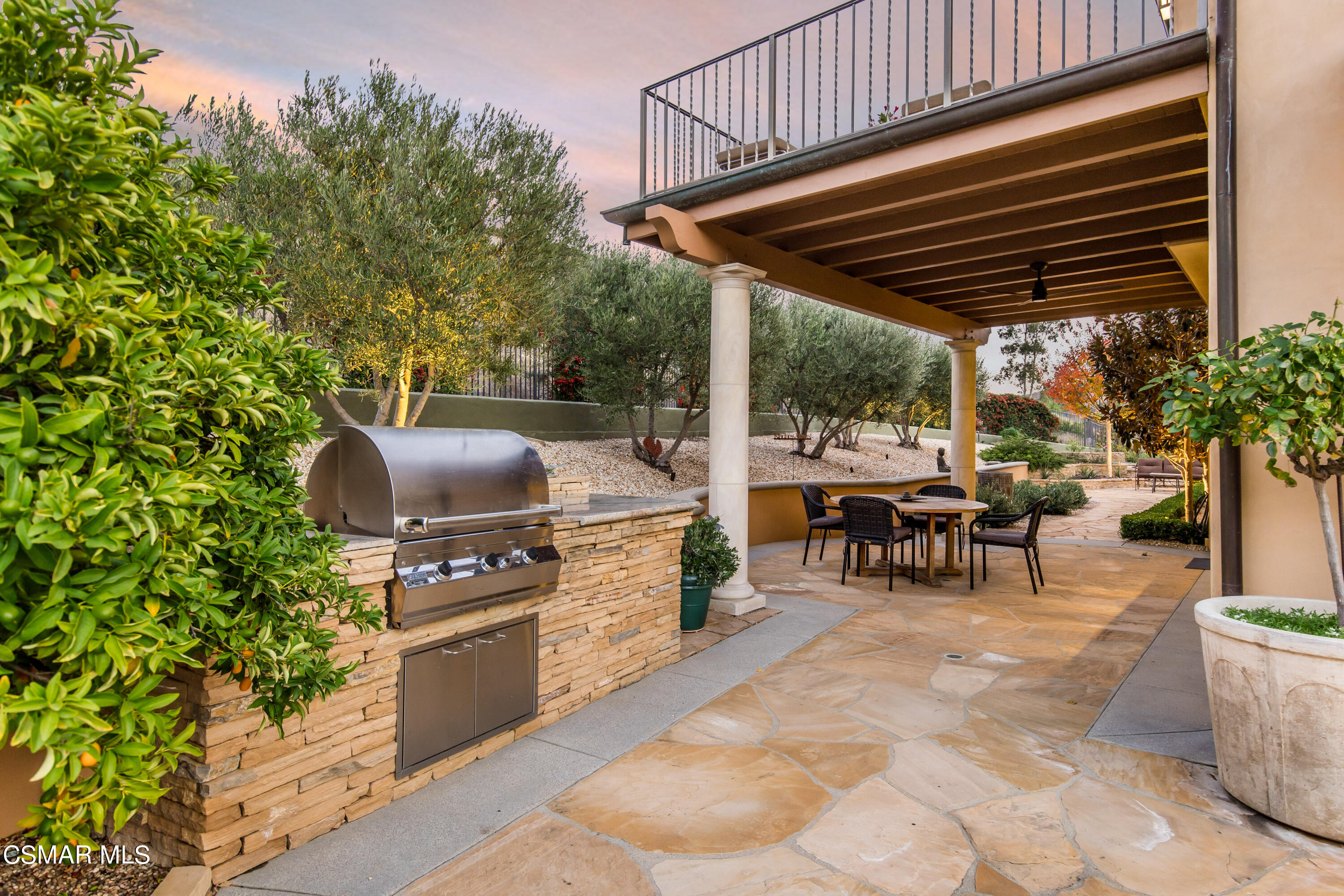 1467 Heather Oaks Lane