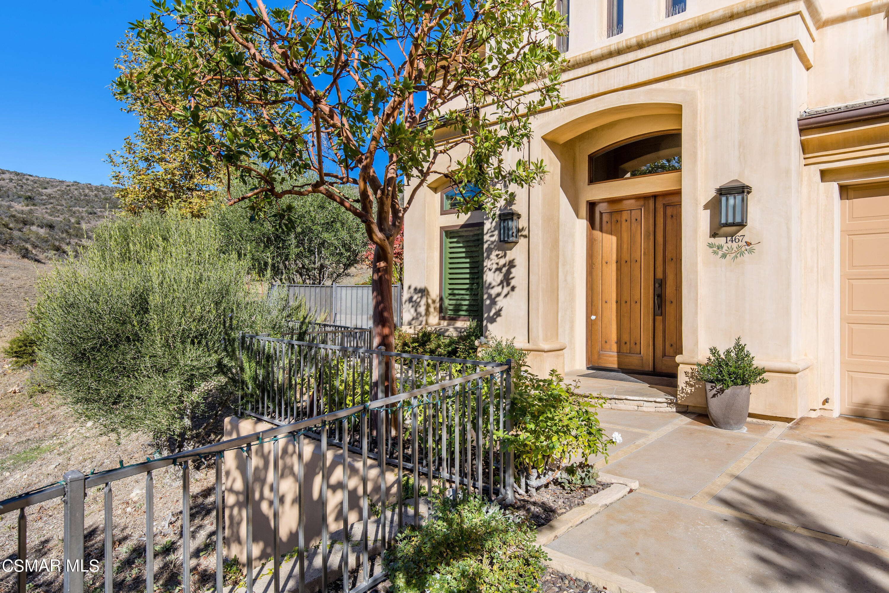 1467 Heather Oaks Lane