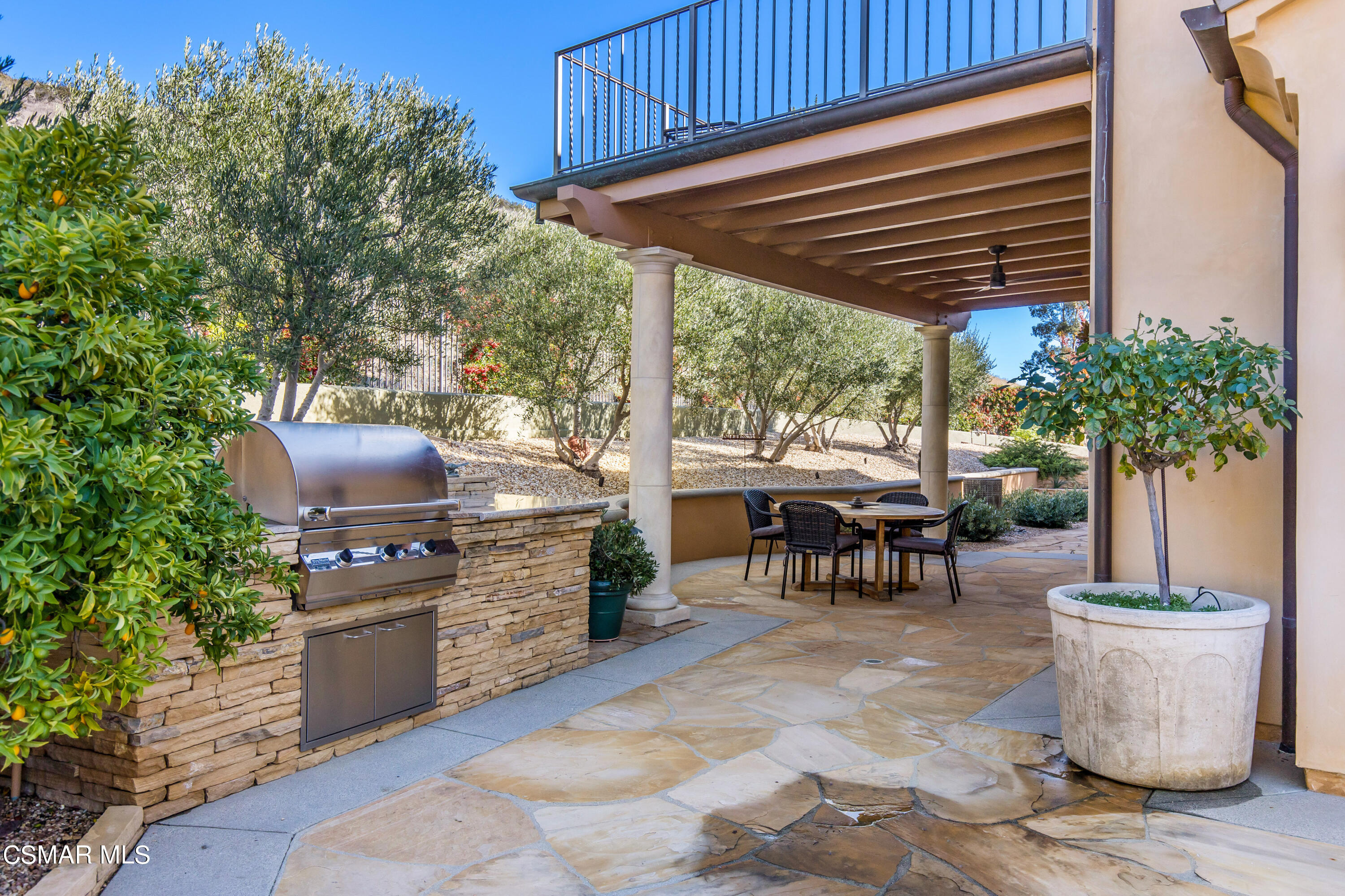 1467 Heather Oaks Lane