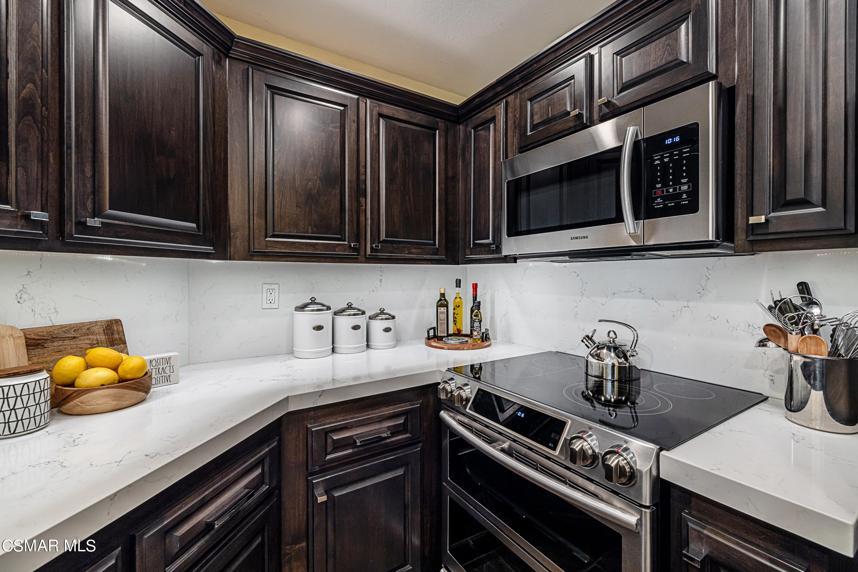 697 Sutton Crest Trail, 404