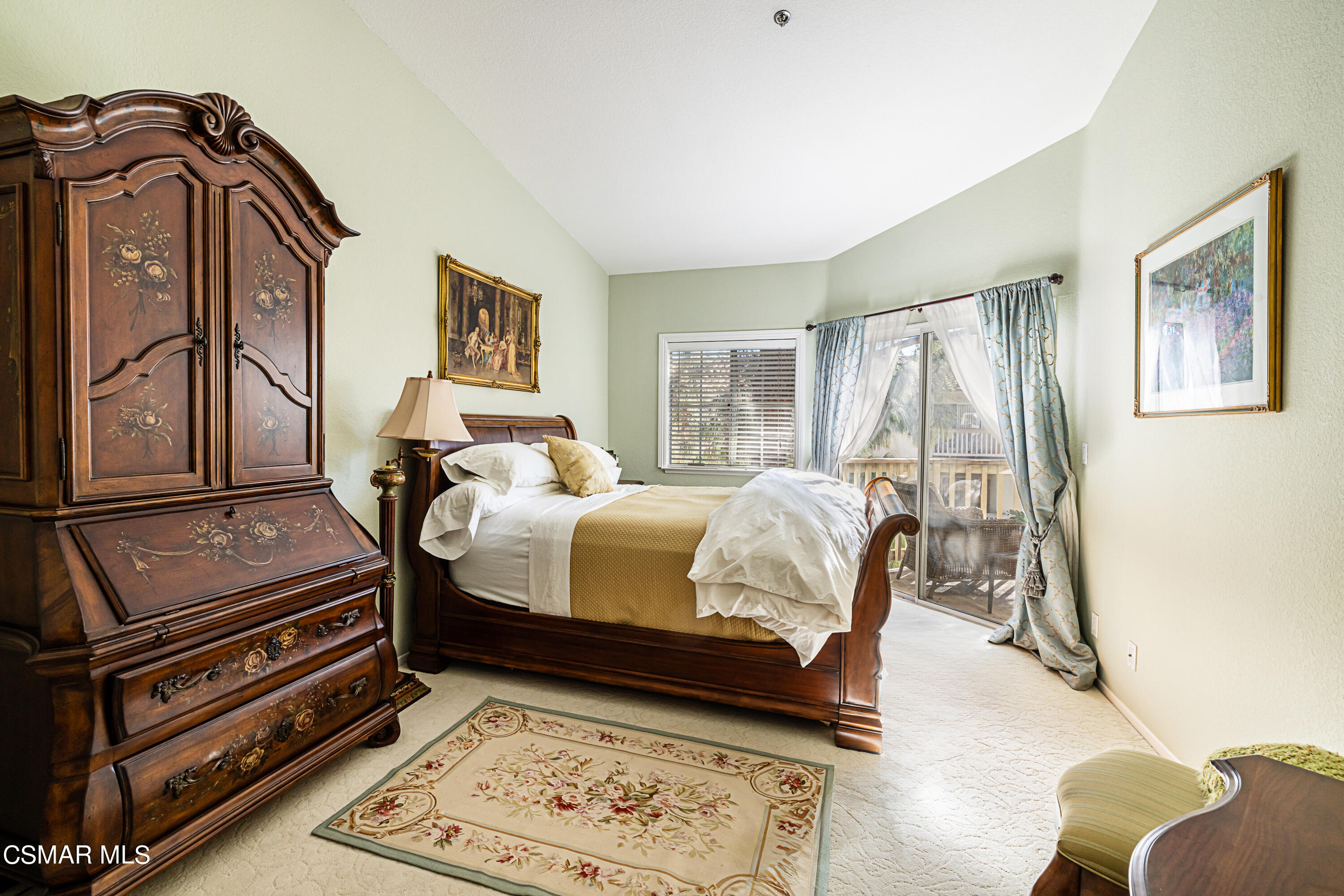 697 Sutton Crest Trail, 404