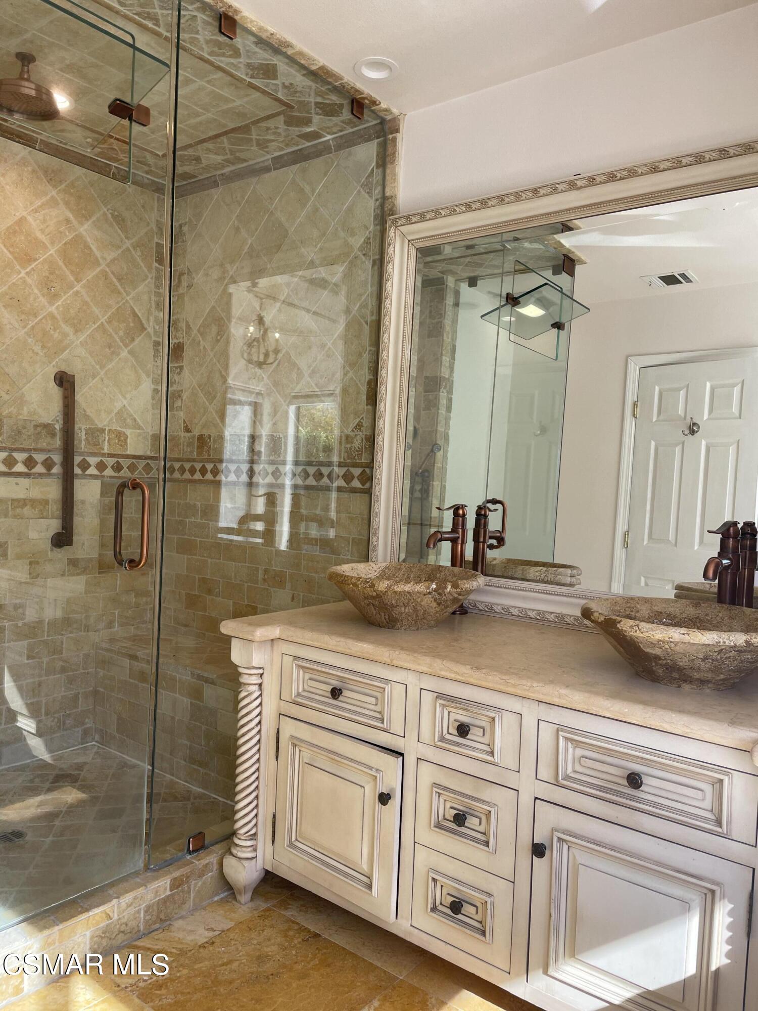 470 Thunderhead Street