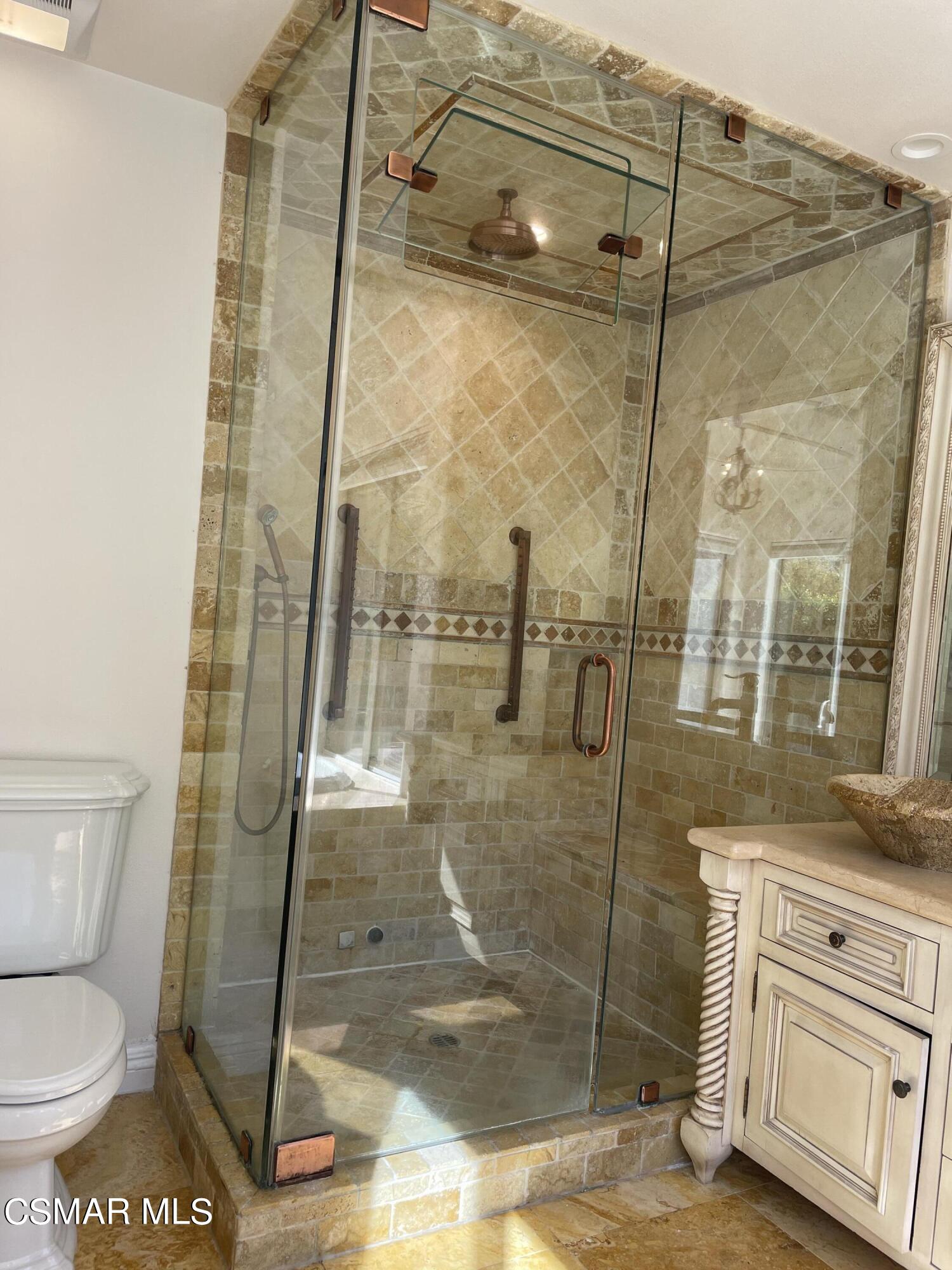 470 Thunderhead Street