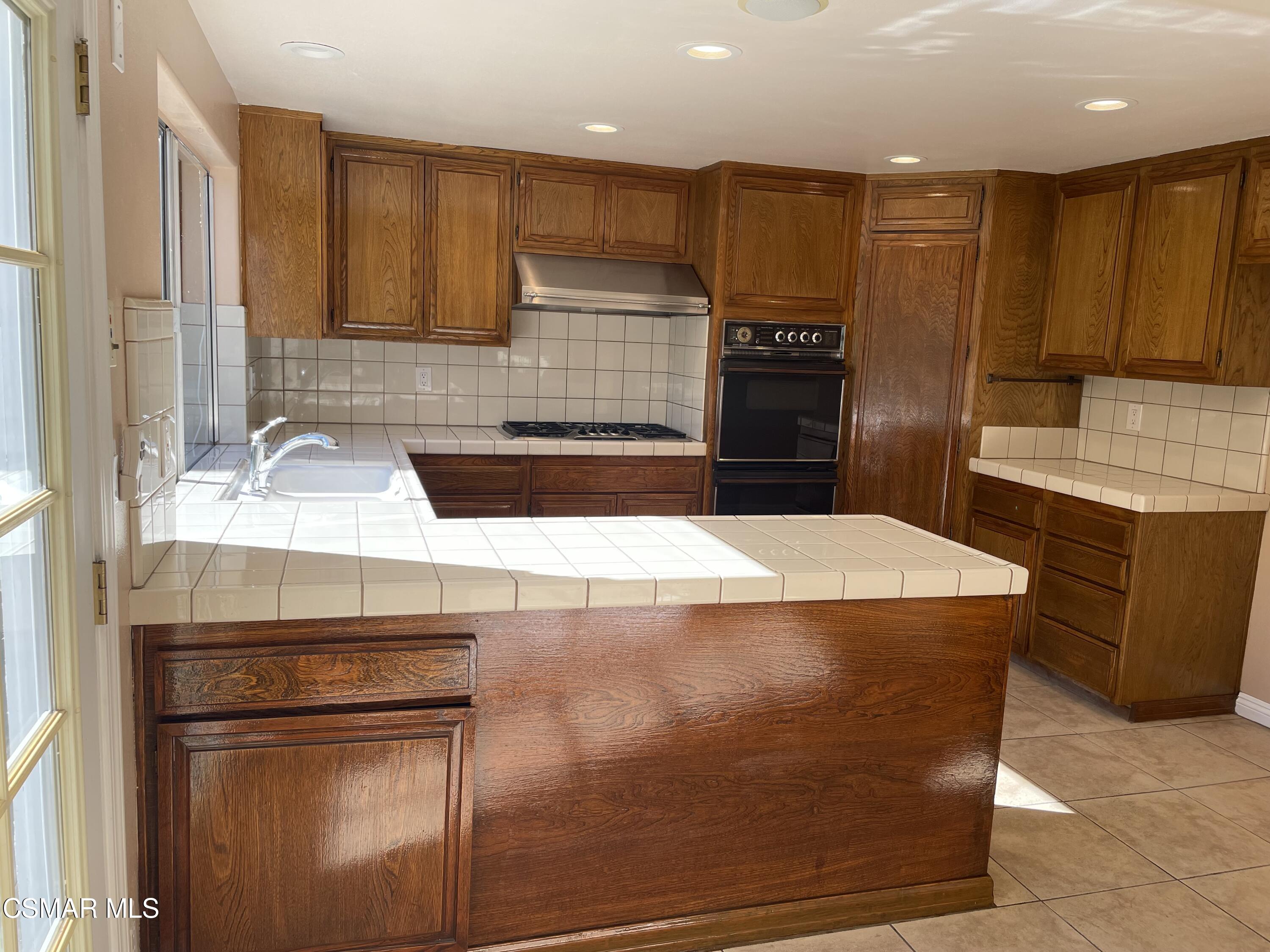 470 Thunderhead Street