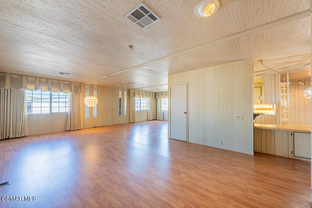 2 Christina Avenue, 184