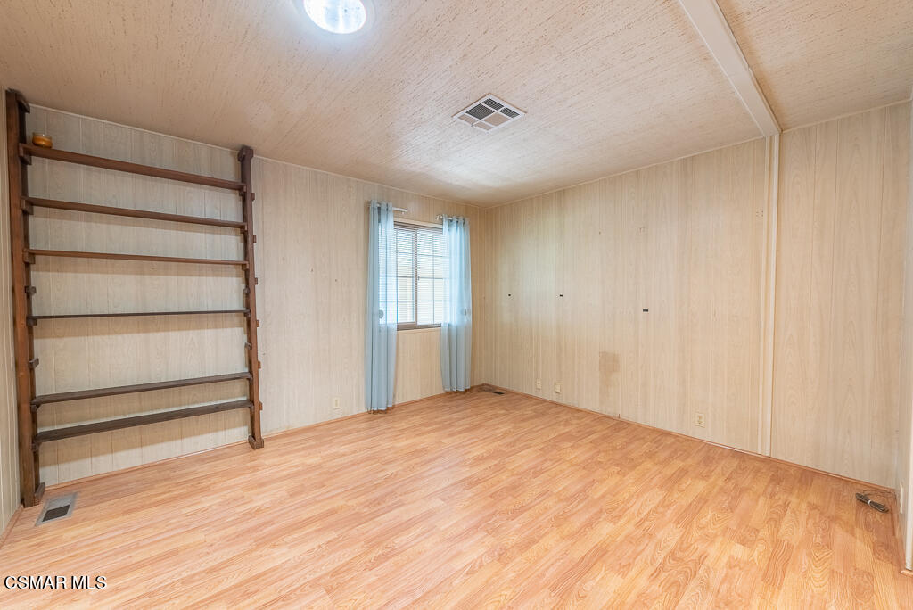 2 Christina Avenue, 184