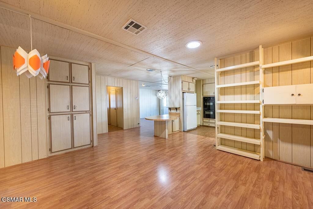 2 Christina Avenue, 184