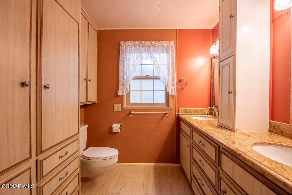 2 Christina Avenue, 184