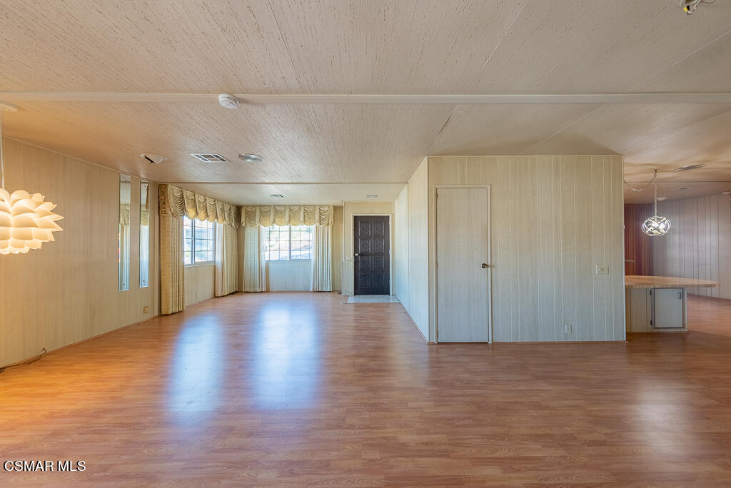 2 Christina Avenue, 184