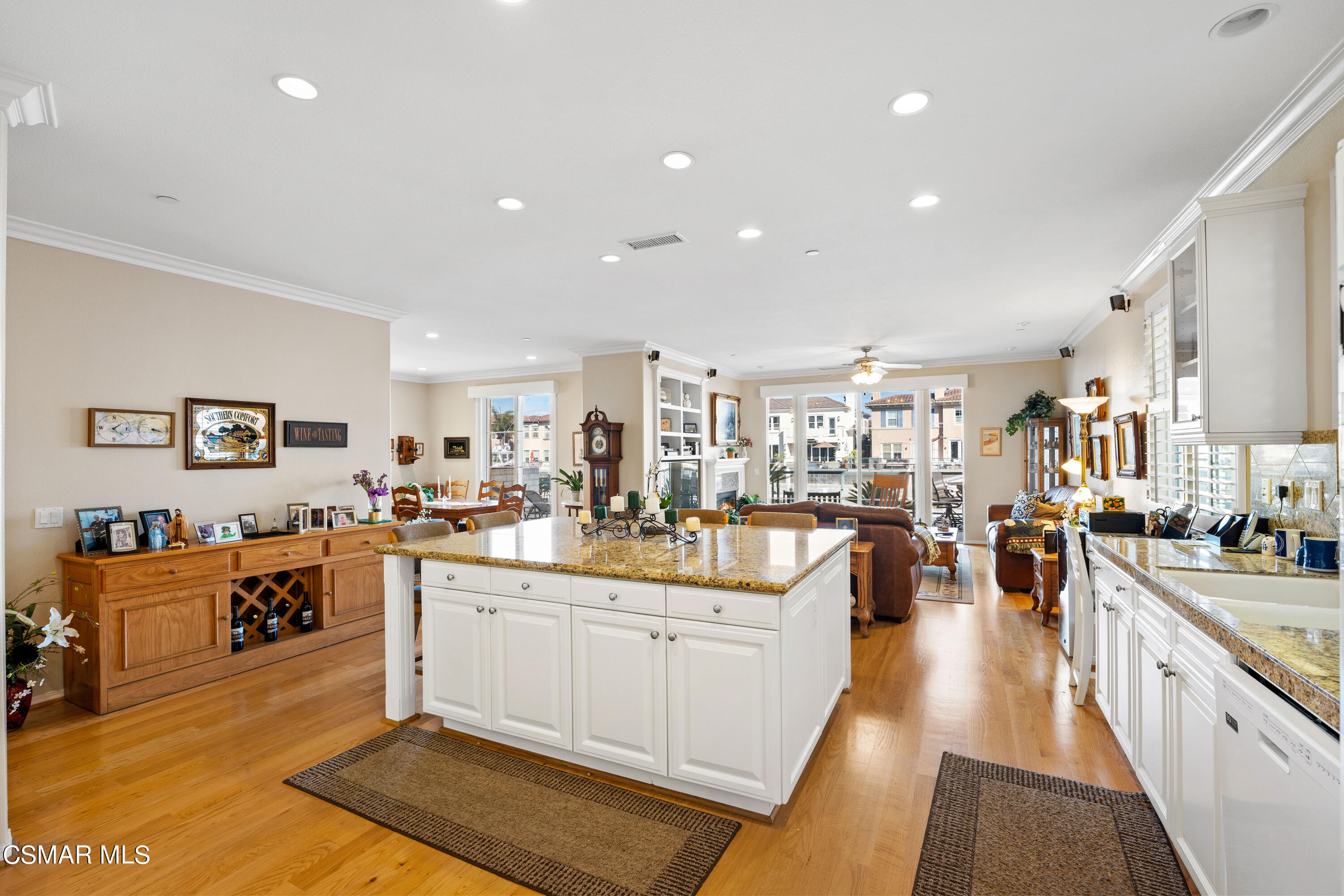 1470 Viewpoint Drive