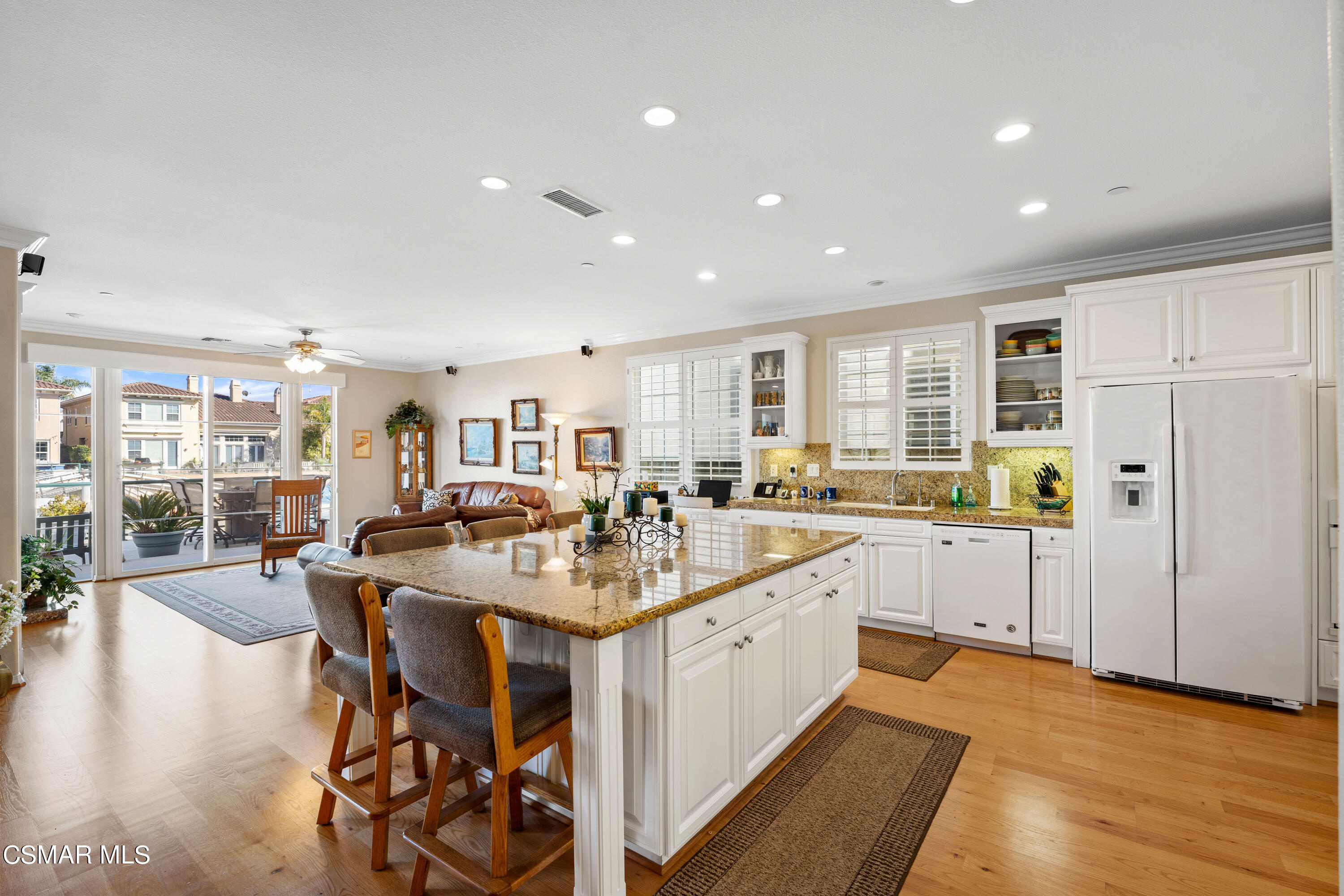 1470 Viewpoint Drive