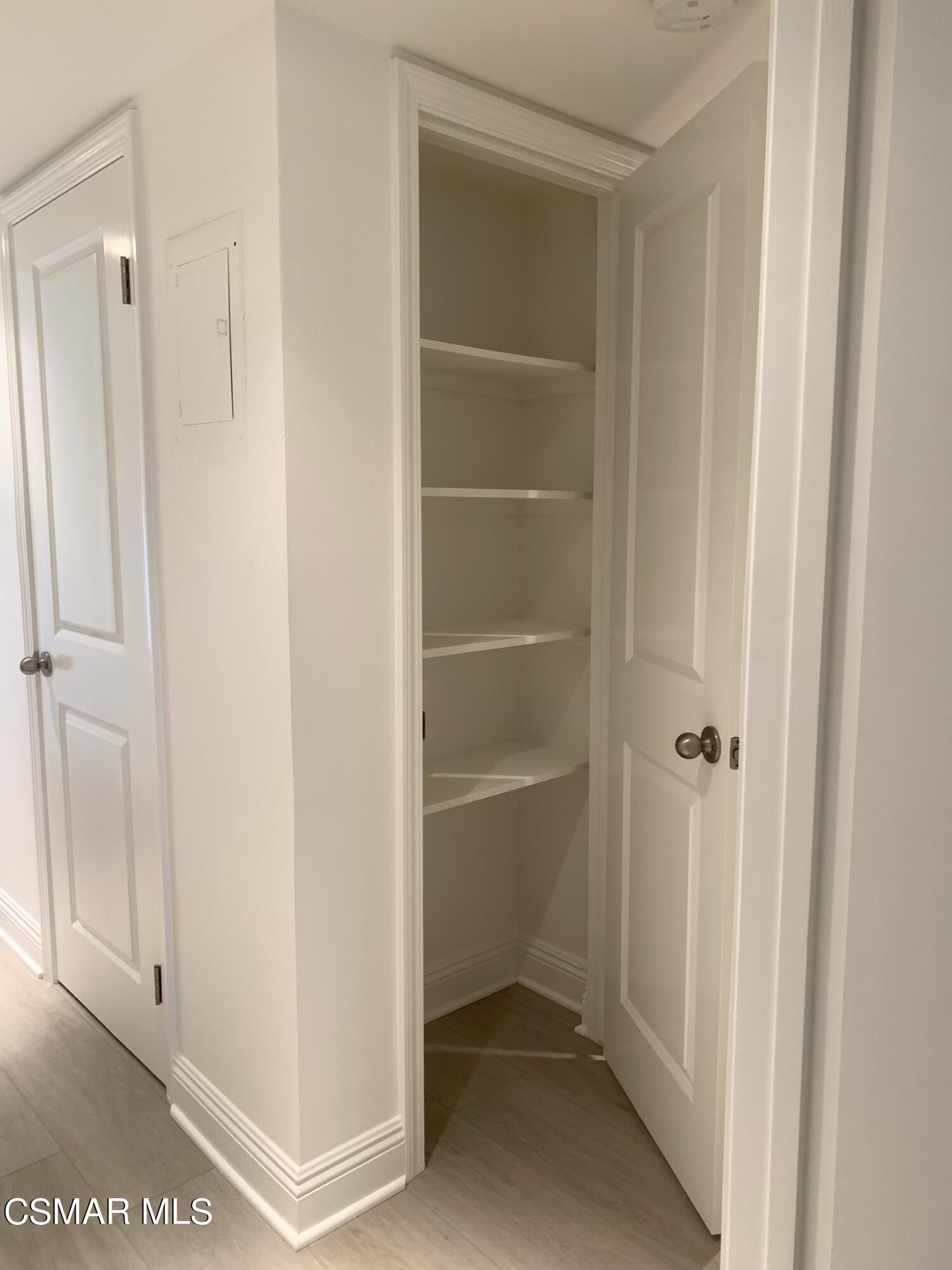 1242 Landsburn Circle