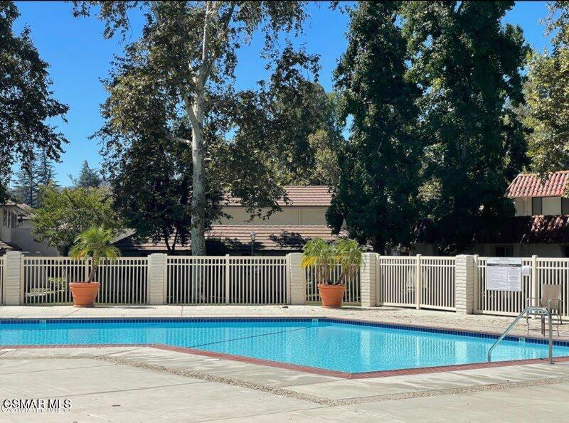 1242 Landsburn Circle