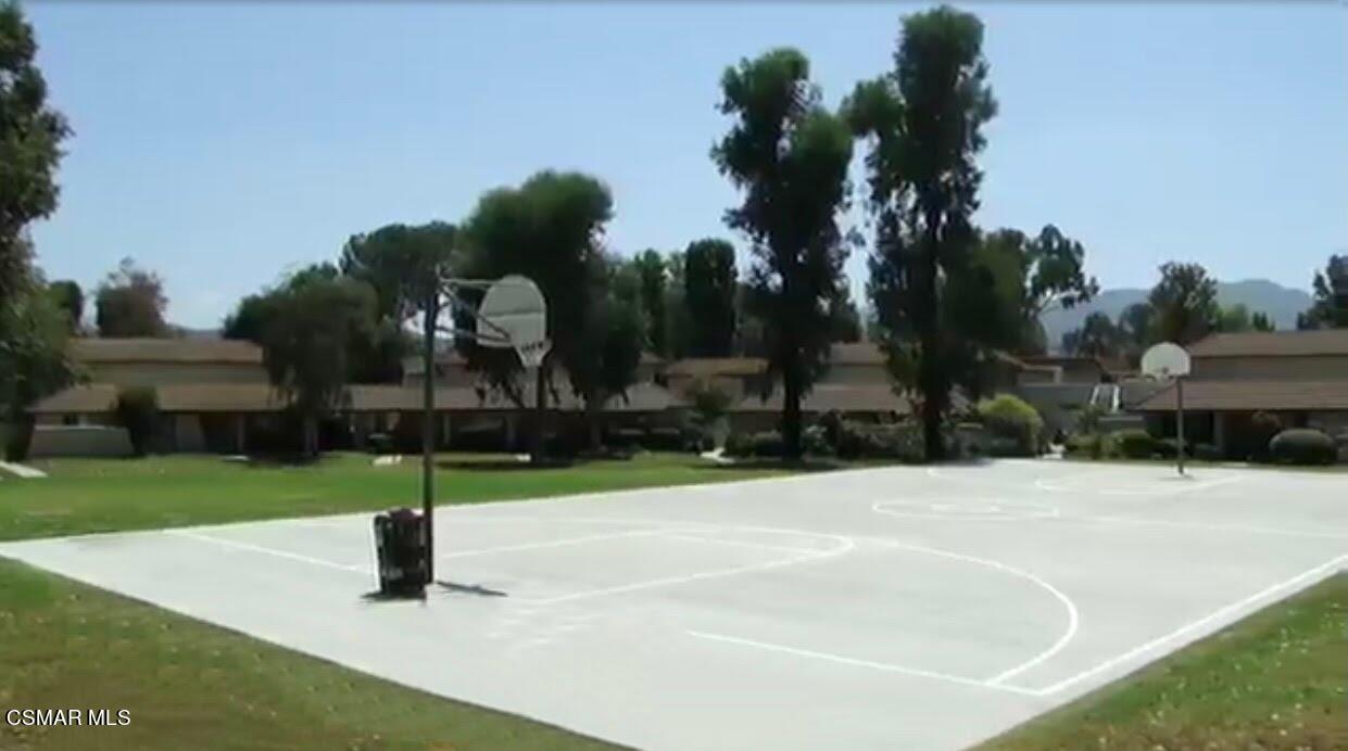 1242 Landsburn Circle