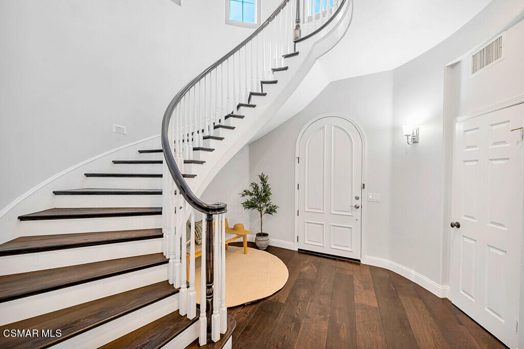 6003 Caledonia Court