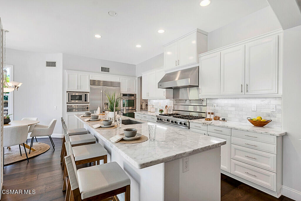 6003 Caledonia Court