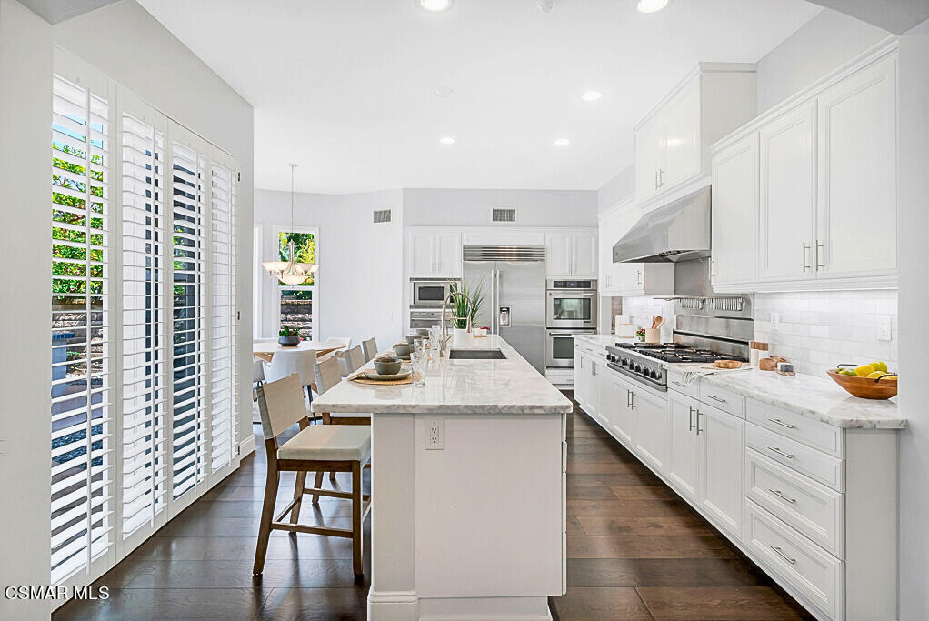 6003 Caledonia Court