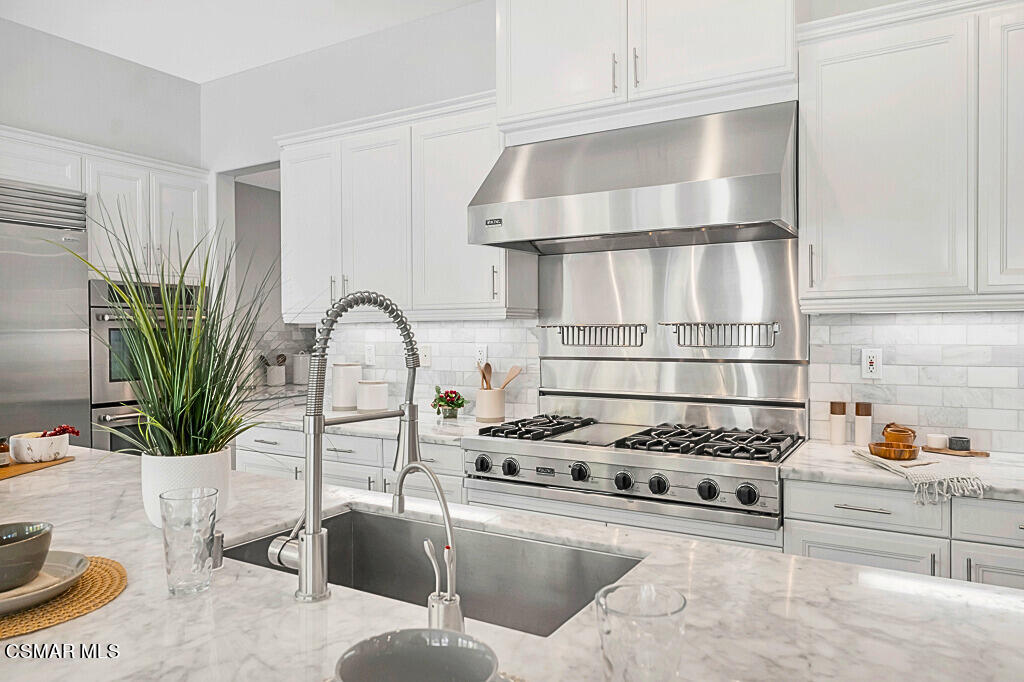 6003 Caledonia Court