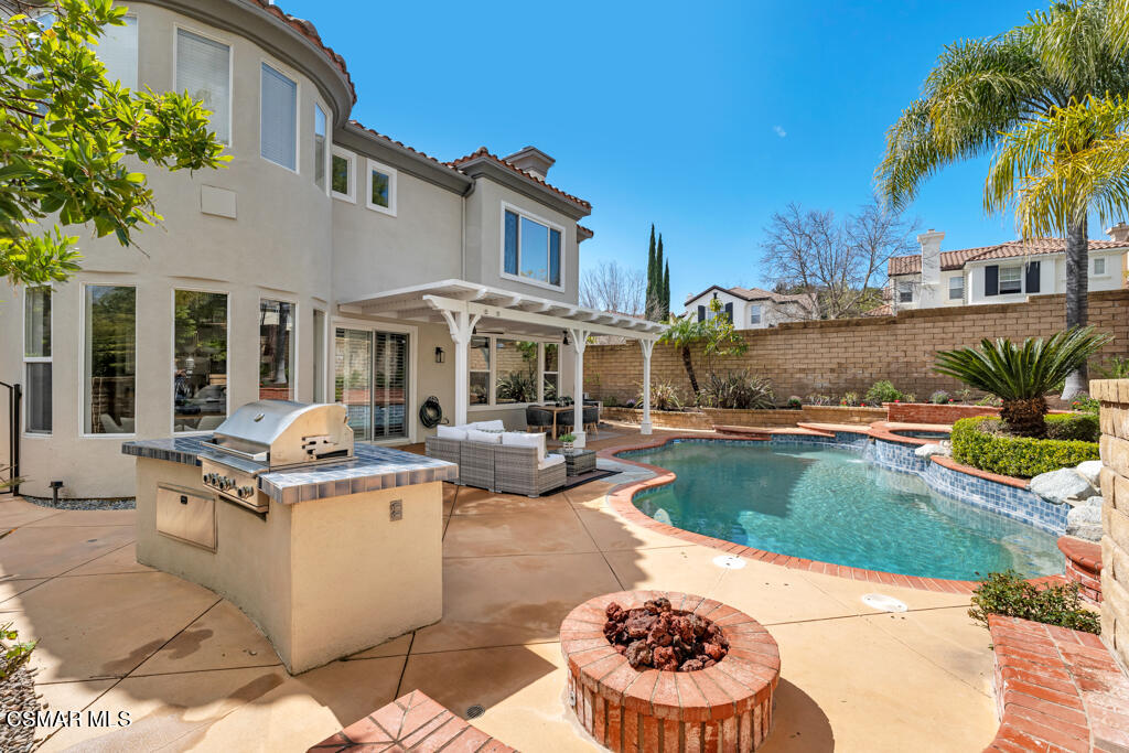 6003 Caledonia Court