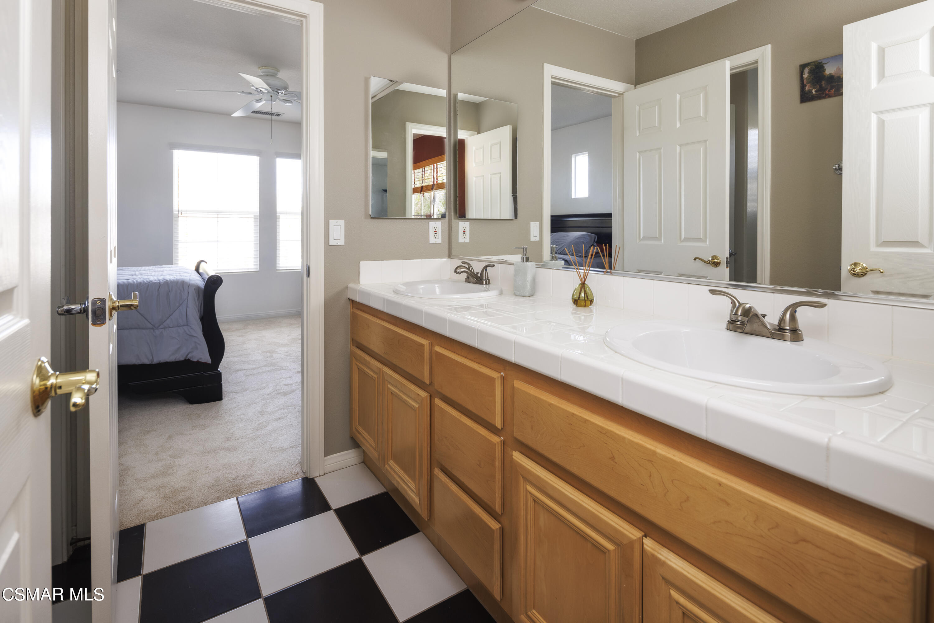 3111 Eaglewood Avenue