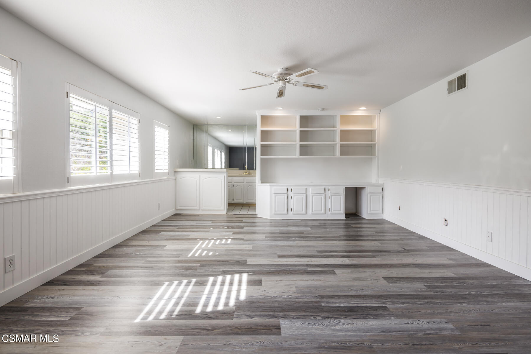 3156 Versaille Court